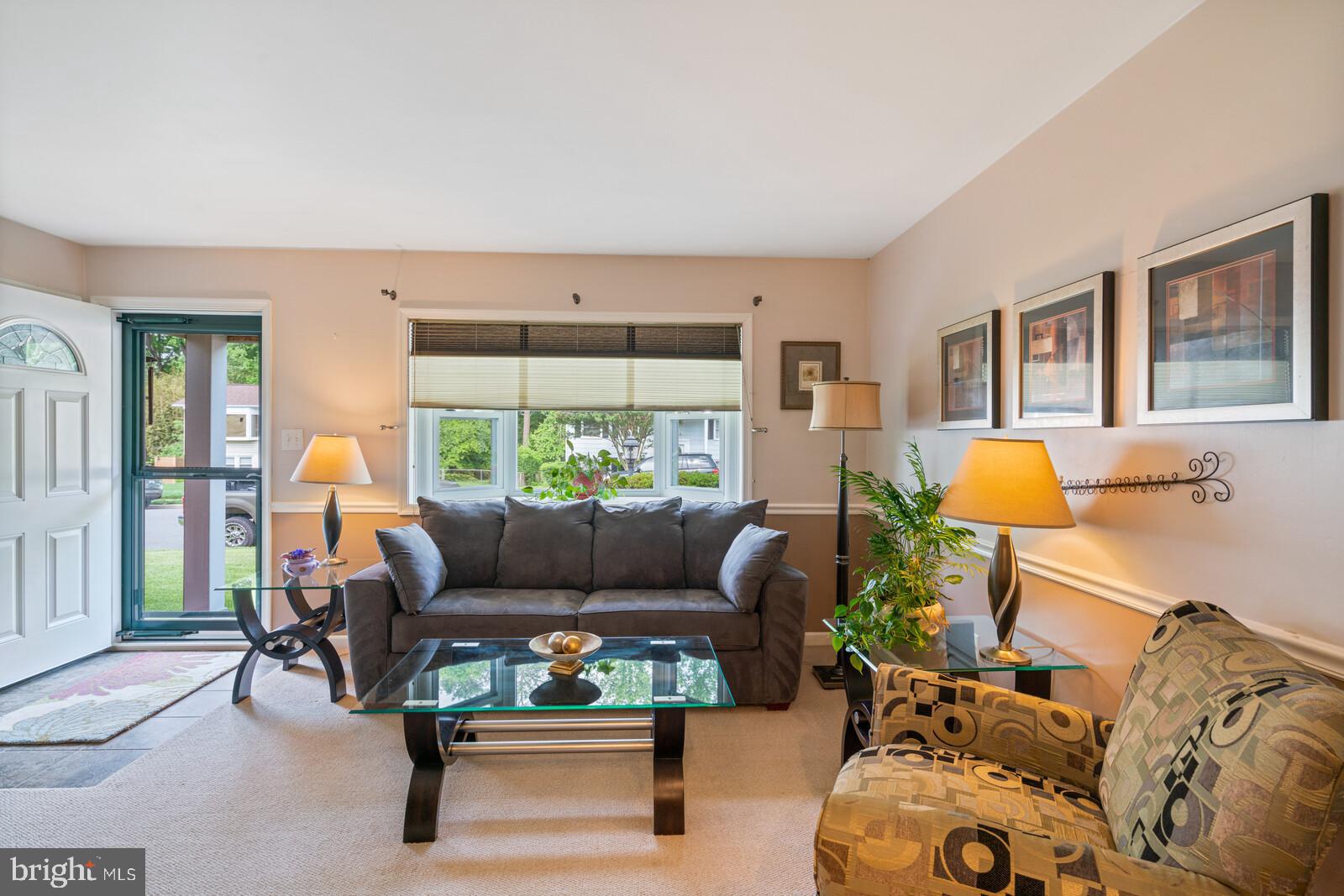 DALE CITY - Residential