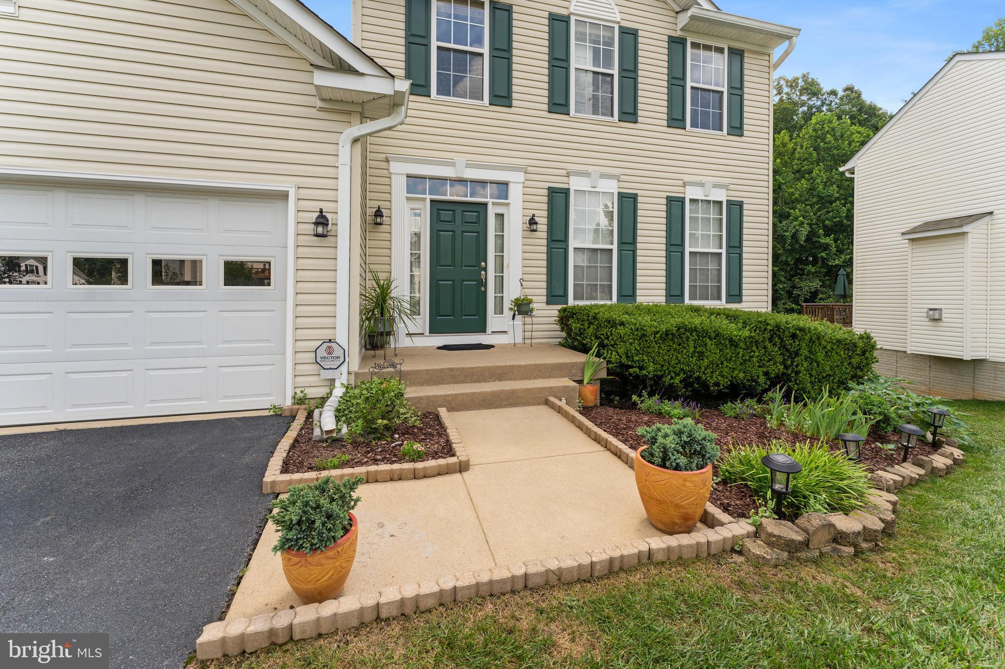 SALEM FIELDS - Residential