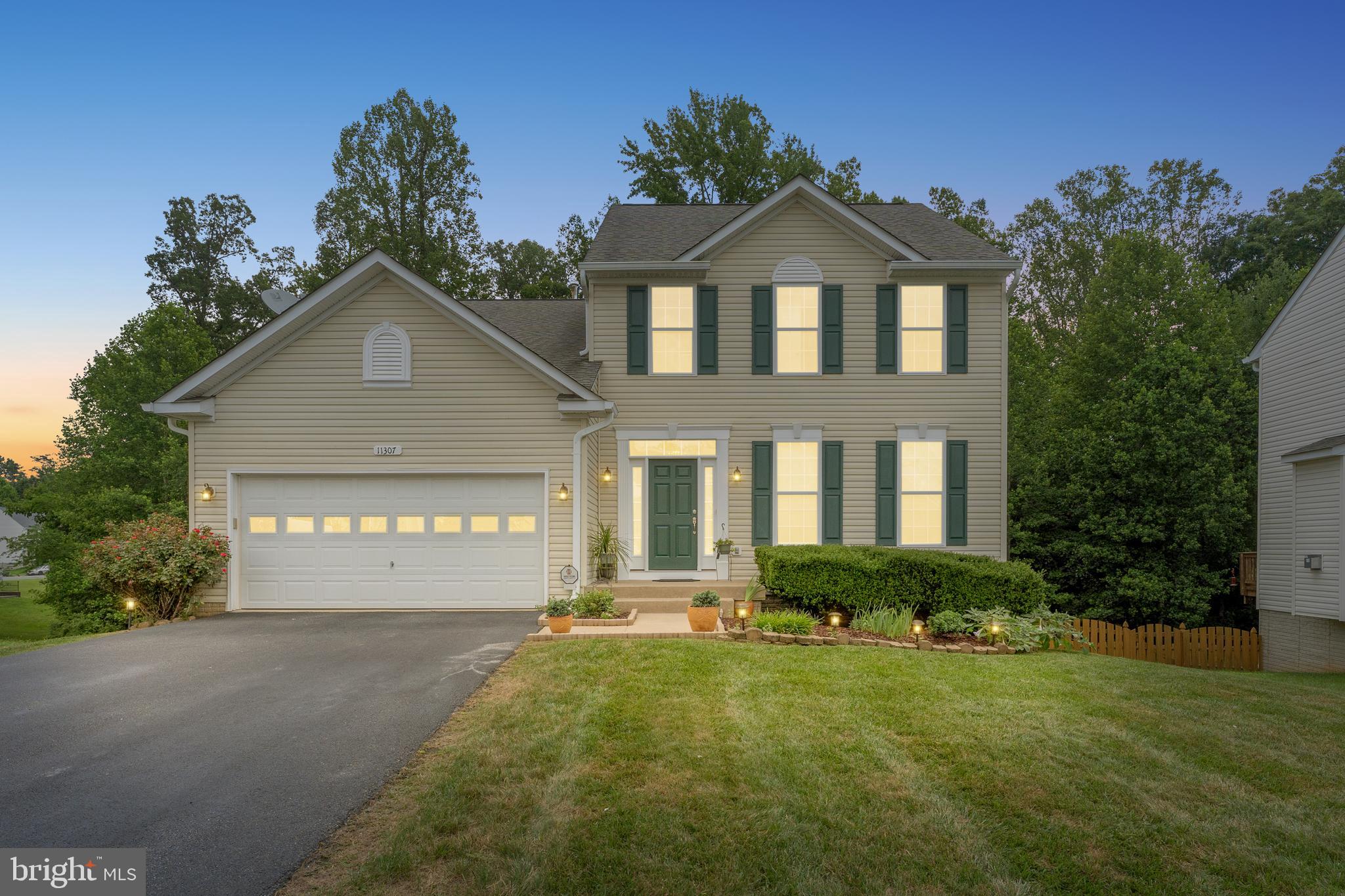 SALEM FIELDS - Residential