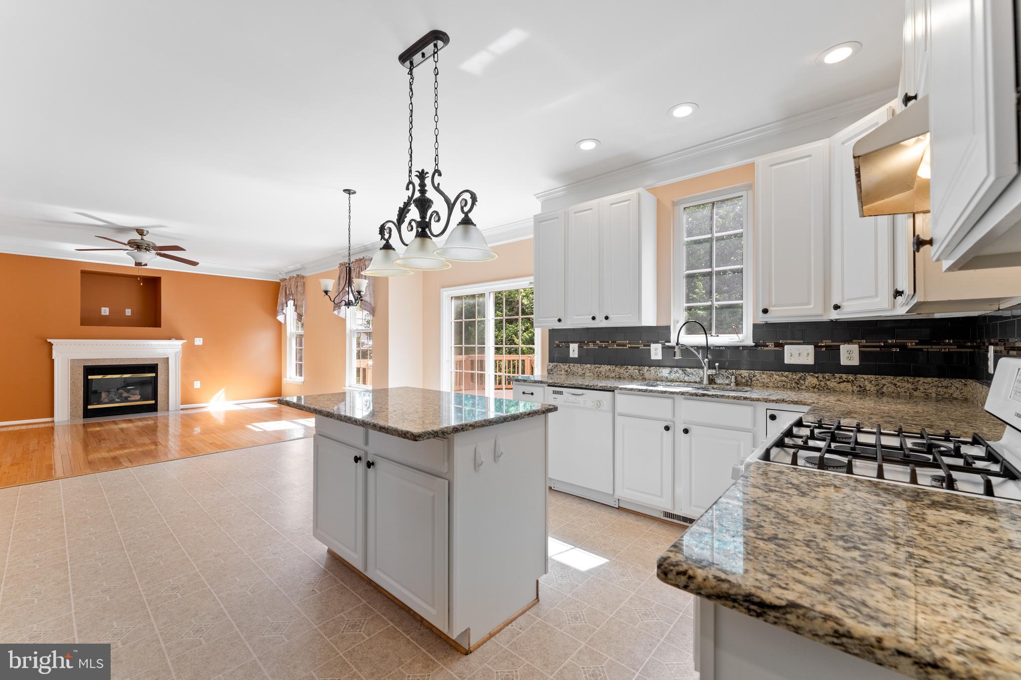 SALEM FIELDS - Residential