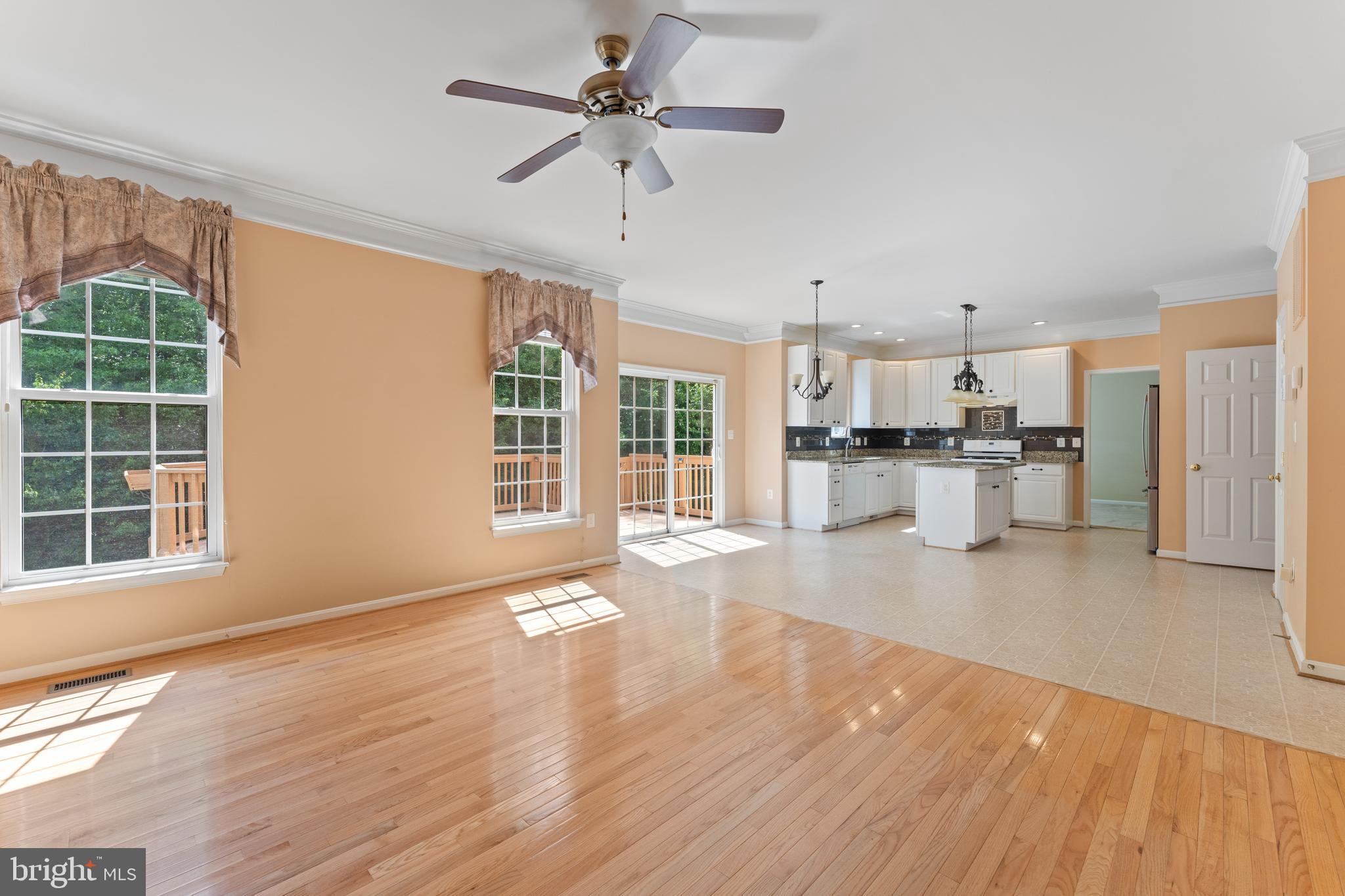 SALEM FIELDS - Residential