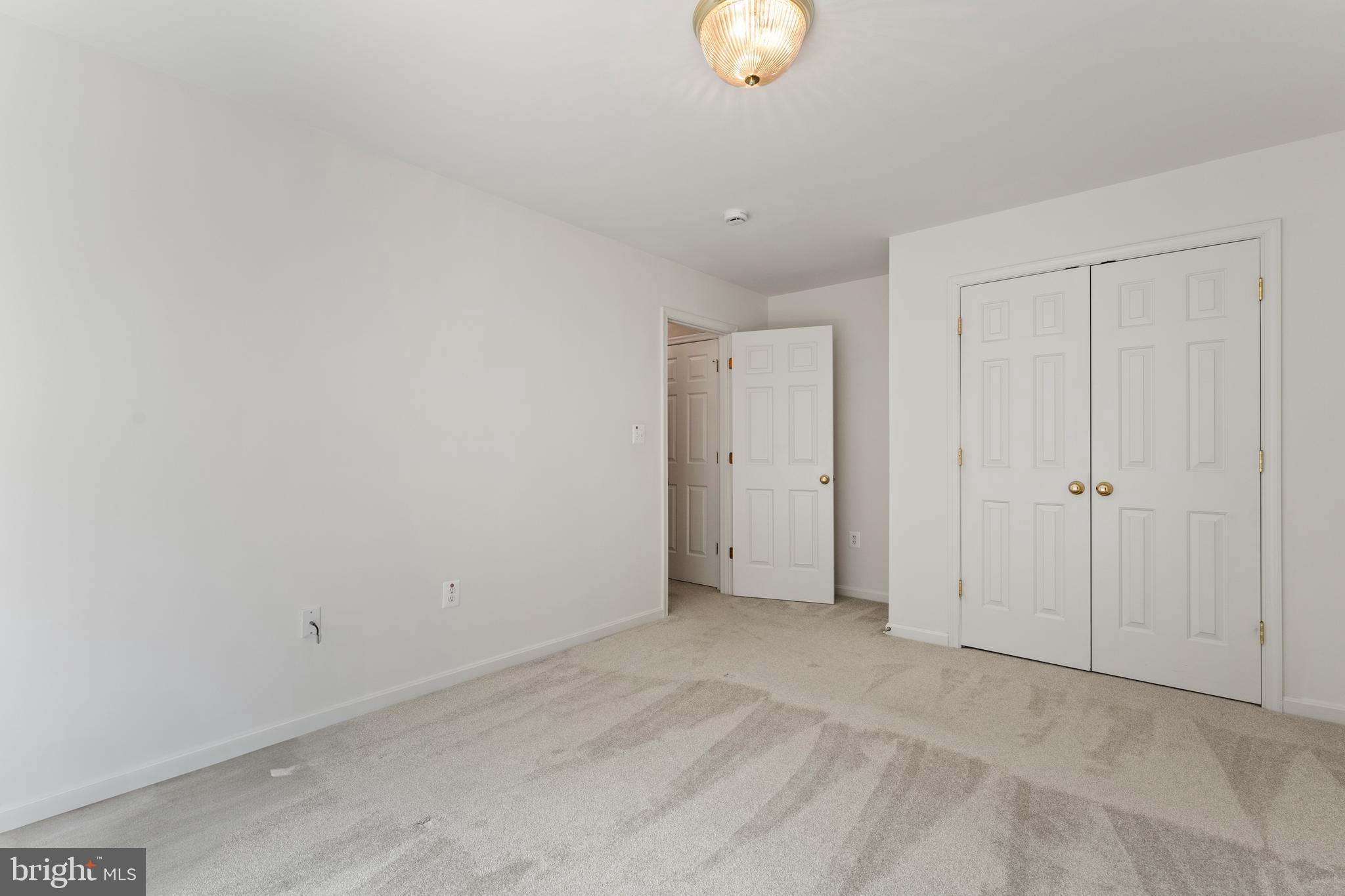 SALEM FIELDS - Residential