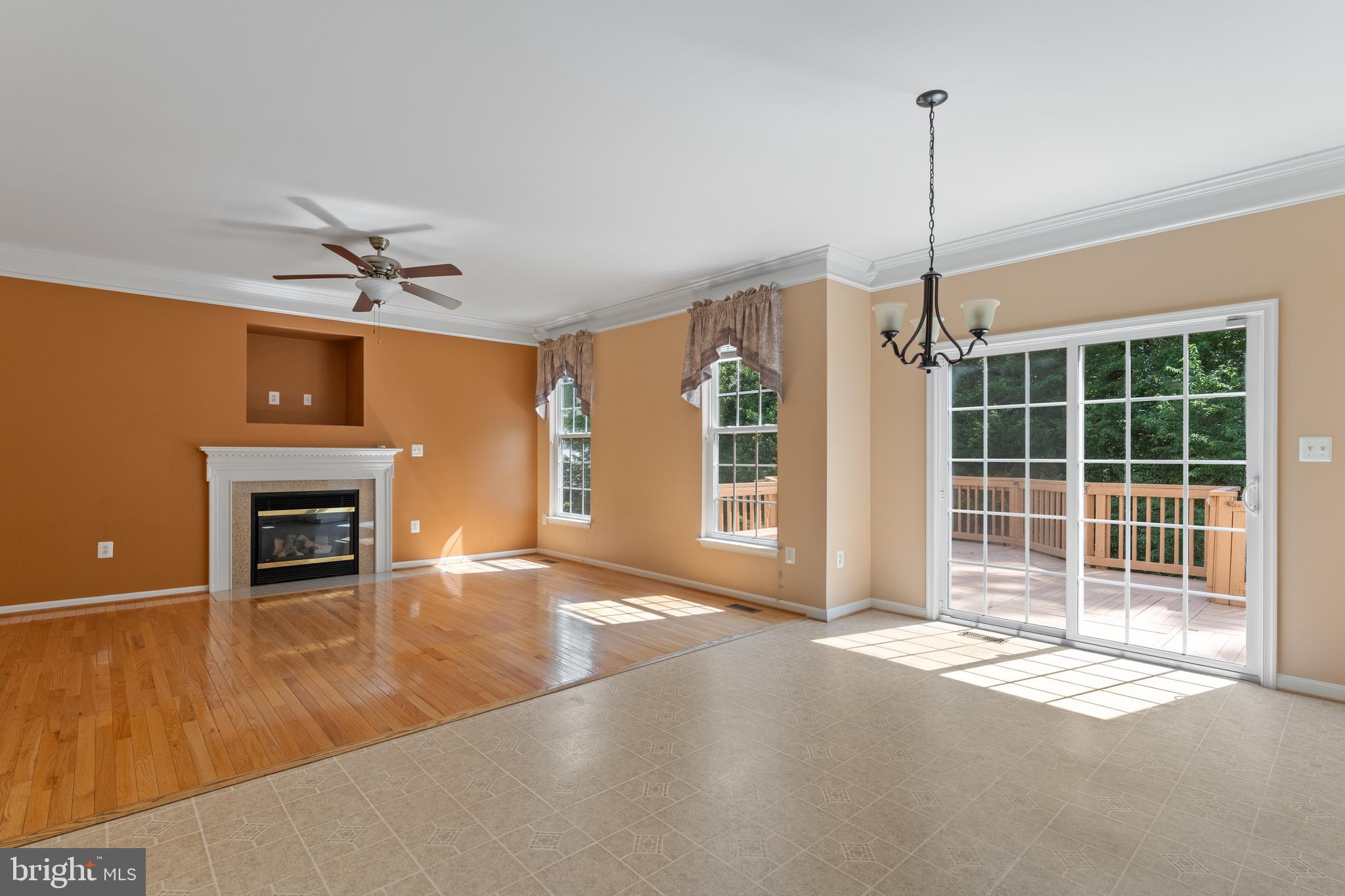 SALEM FIELDS - Residential