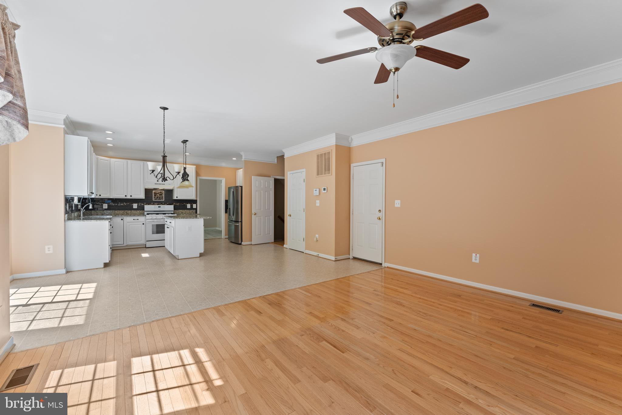 SALEM FIELDS - Residential