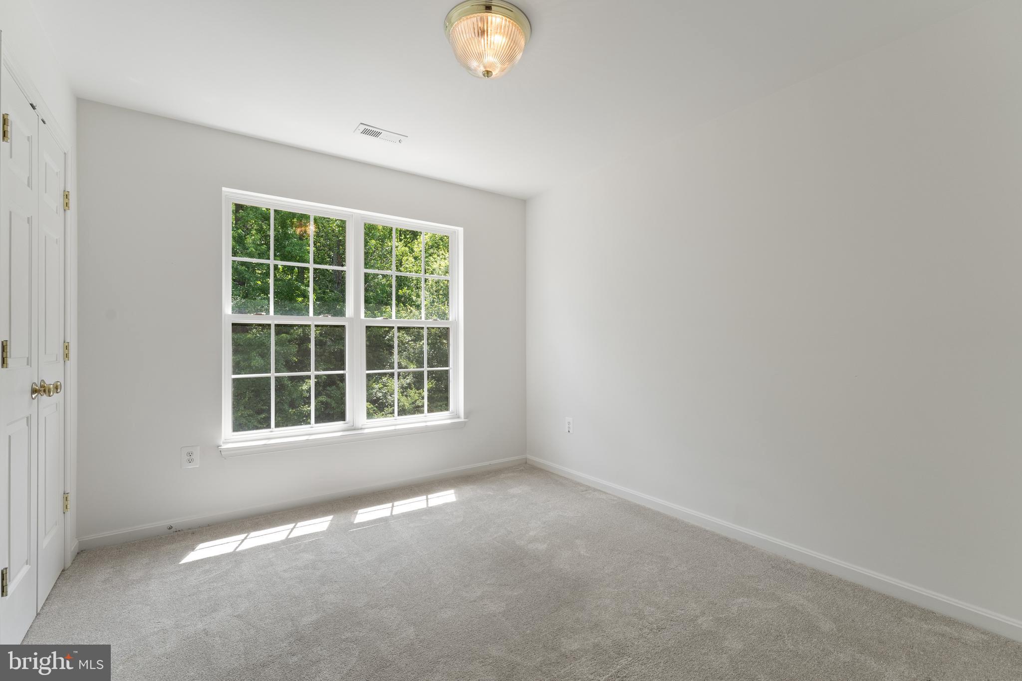 SALEM FIELDS - Residential