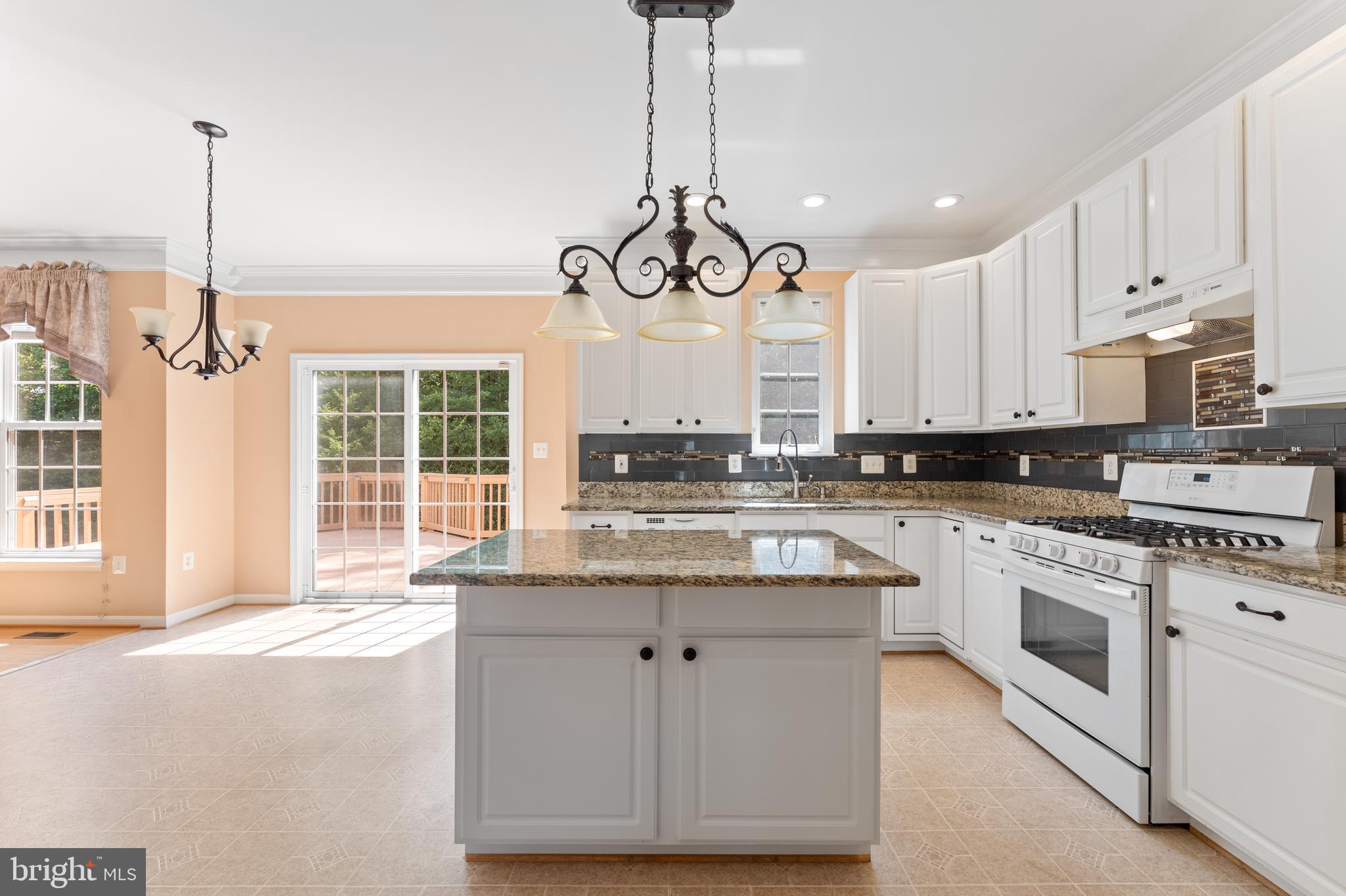 SALEM FIELDS - Residential