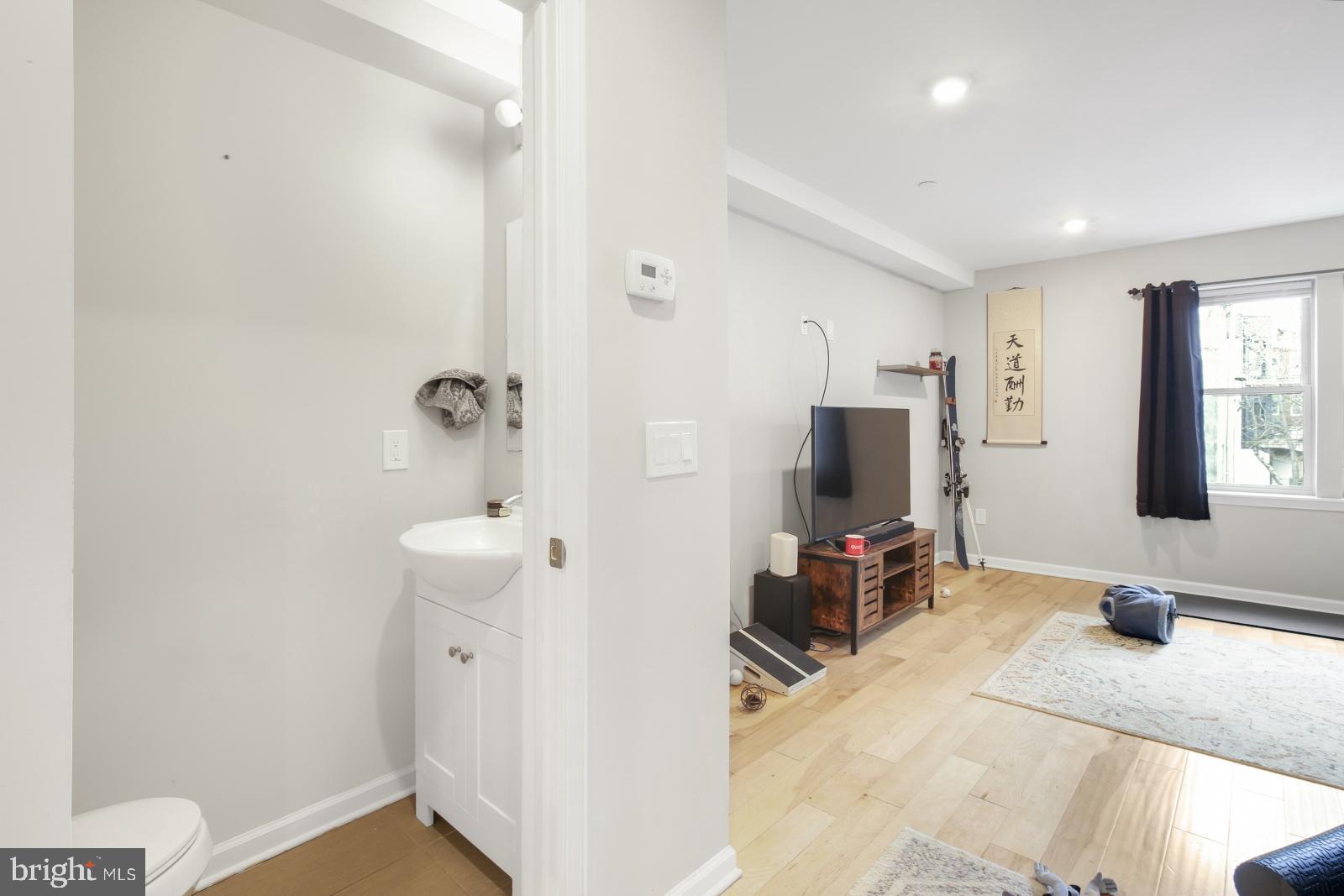 FRANCISVILLE - Residential Lease