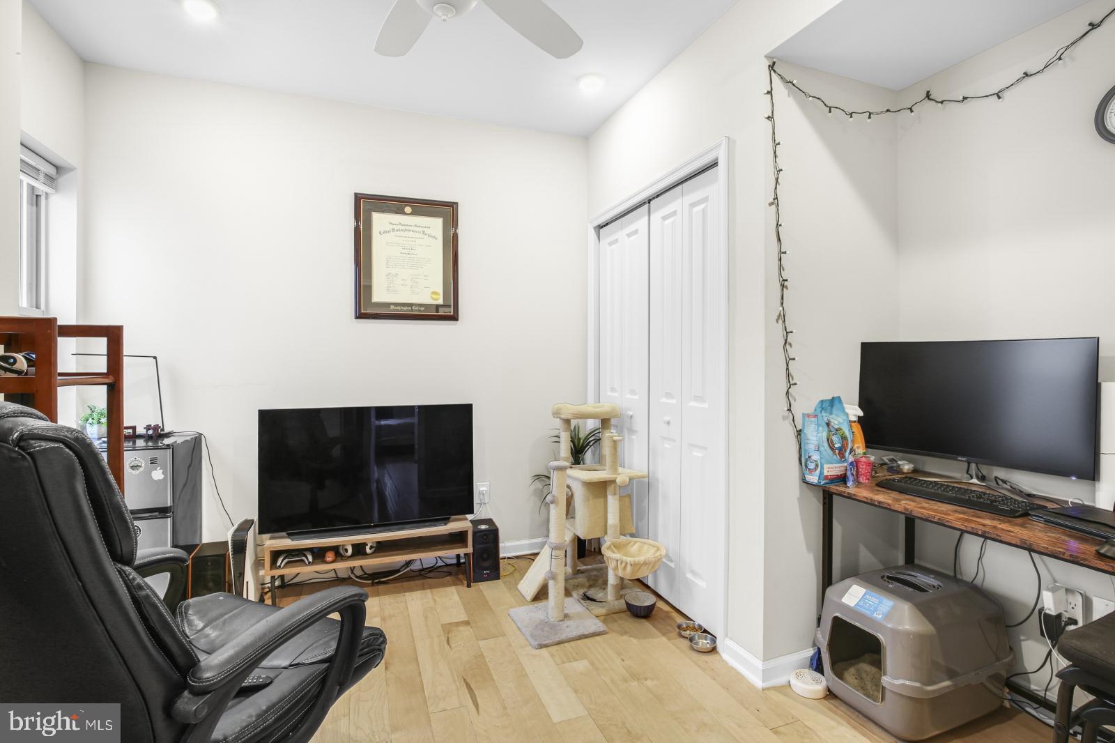 FRANCISVILLE - Residential Lease