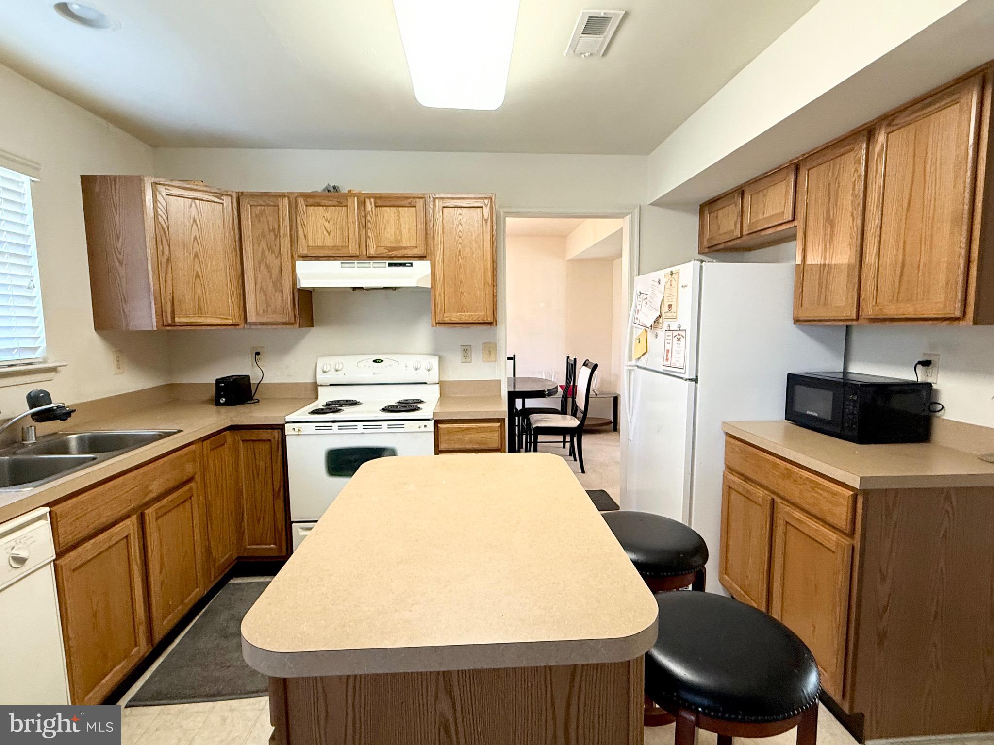 WOODSEDGE - Residential