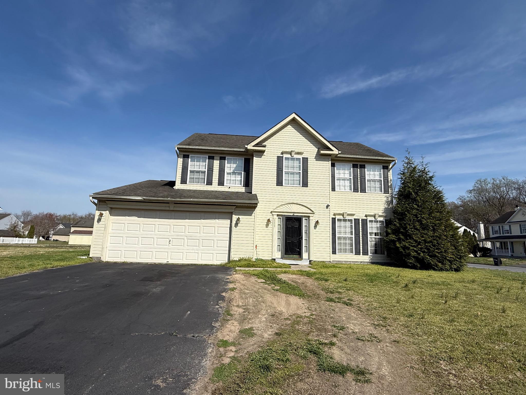 WOODSEDGE - Residential