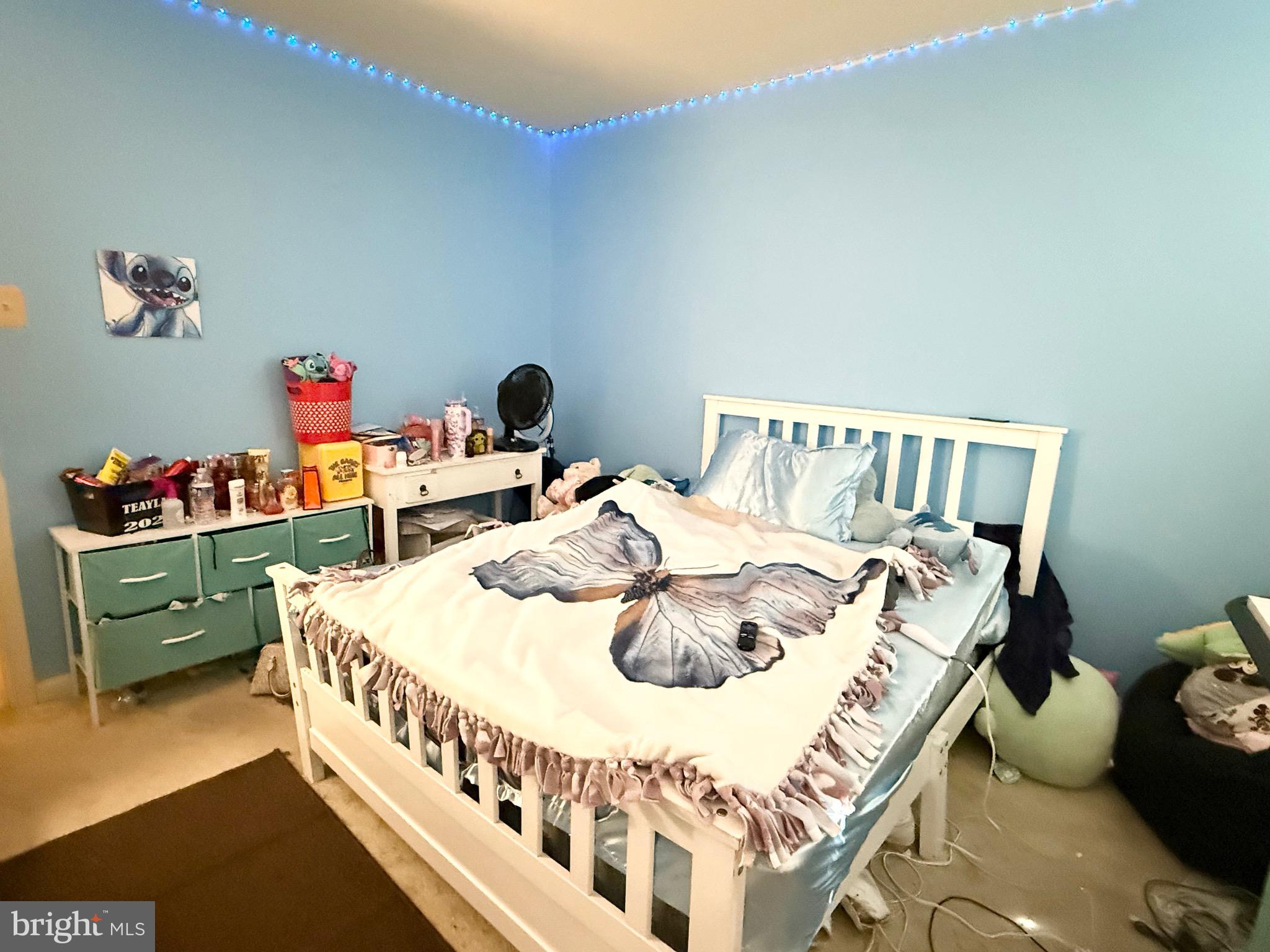 WOODSEDGE - Residential