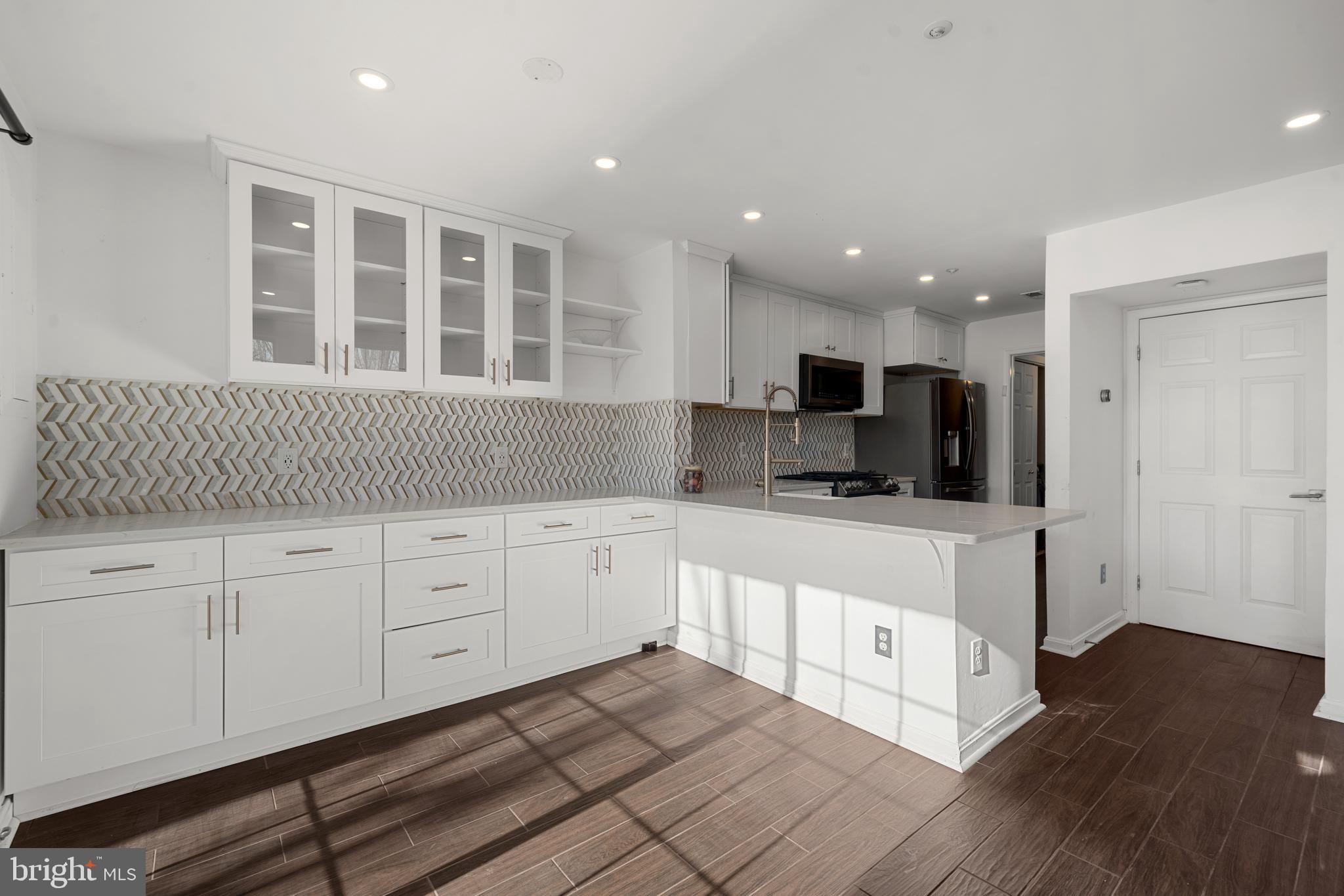 ASHBURN FARM - Residential