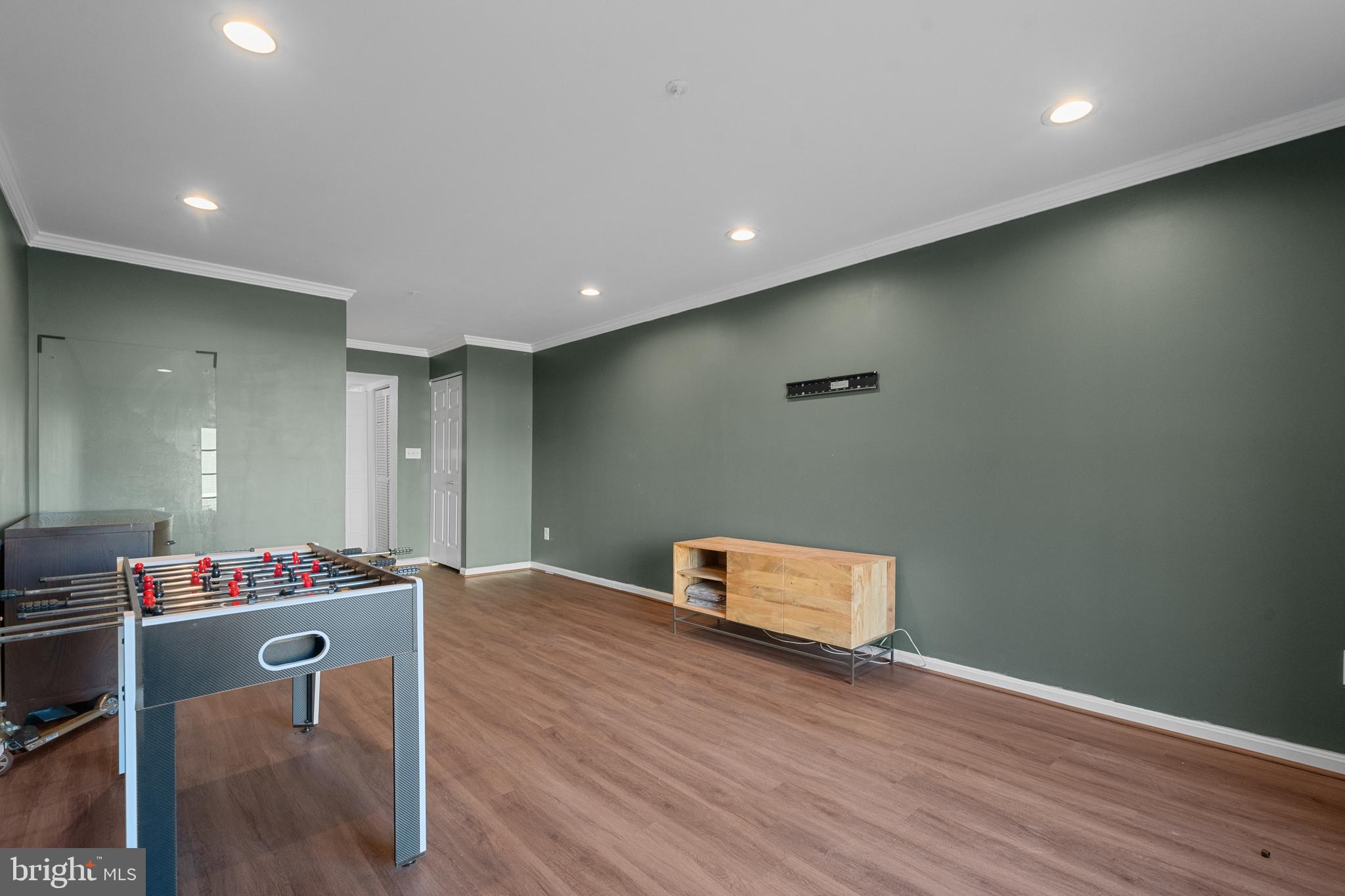 ASHBURN FARM - Residential
