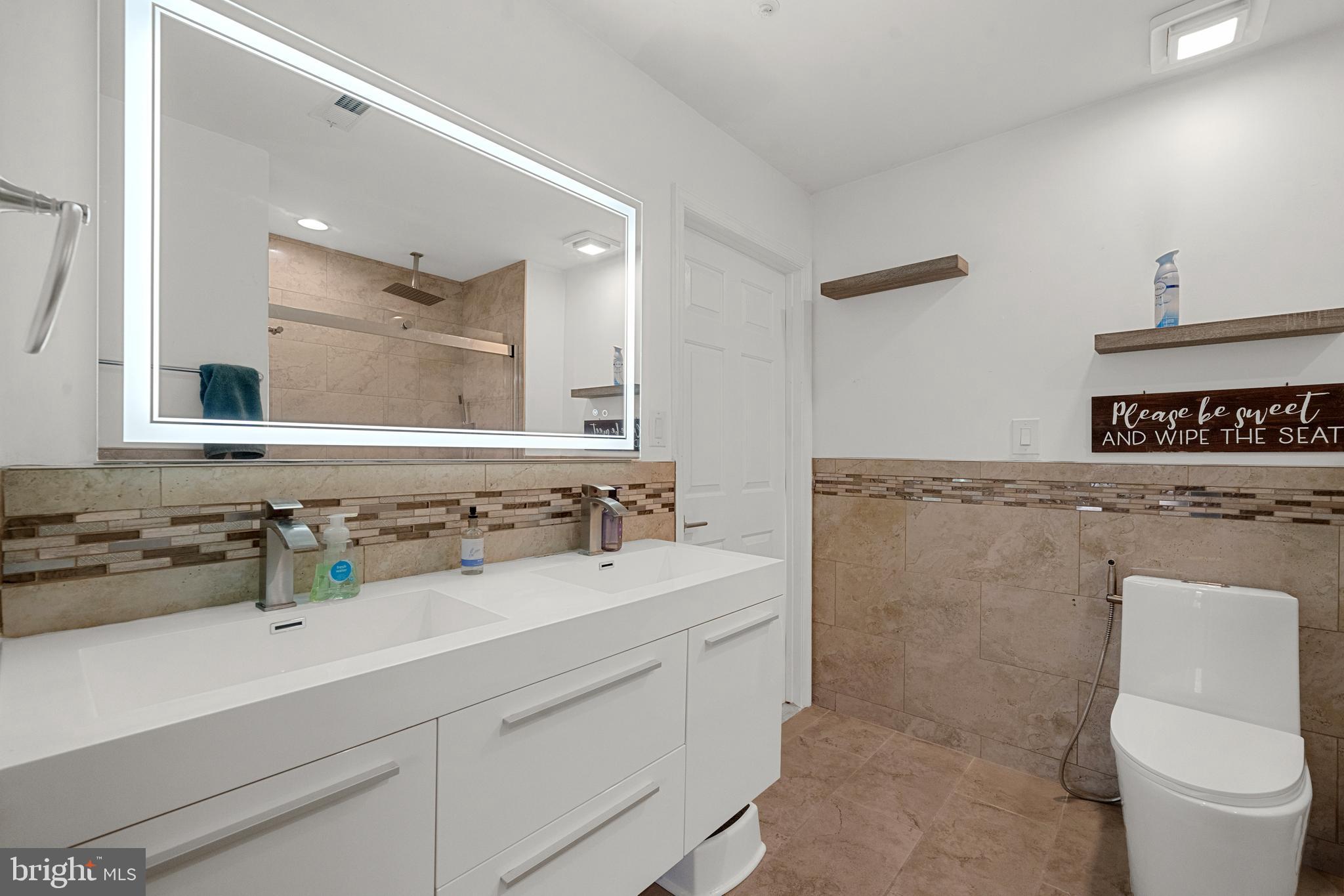 ASHBURN FARM - Residential
