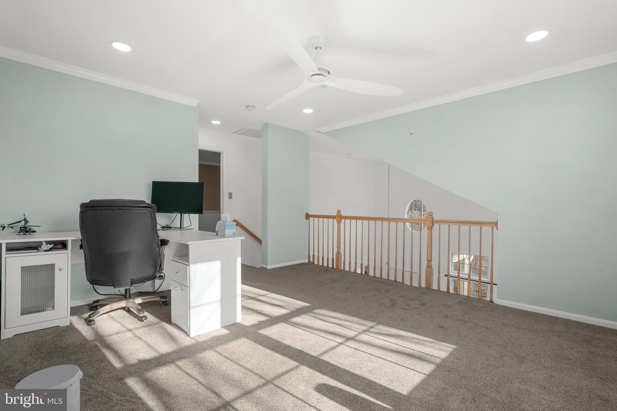 ASHBURN FARM - Residential