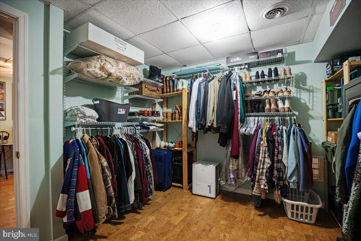 OLD BAYSIDE - Residential