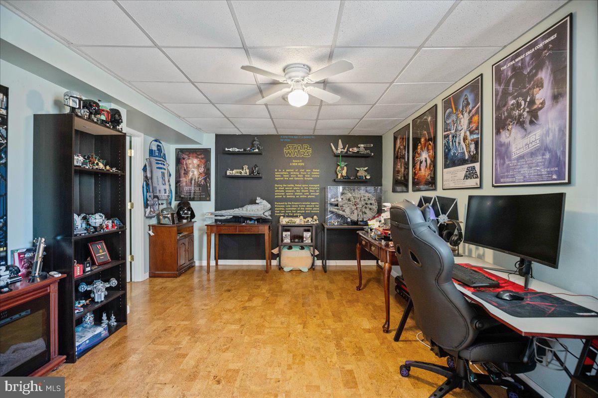 OLD BAYSIDE - Residential