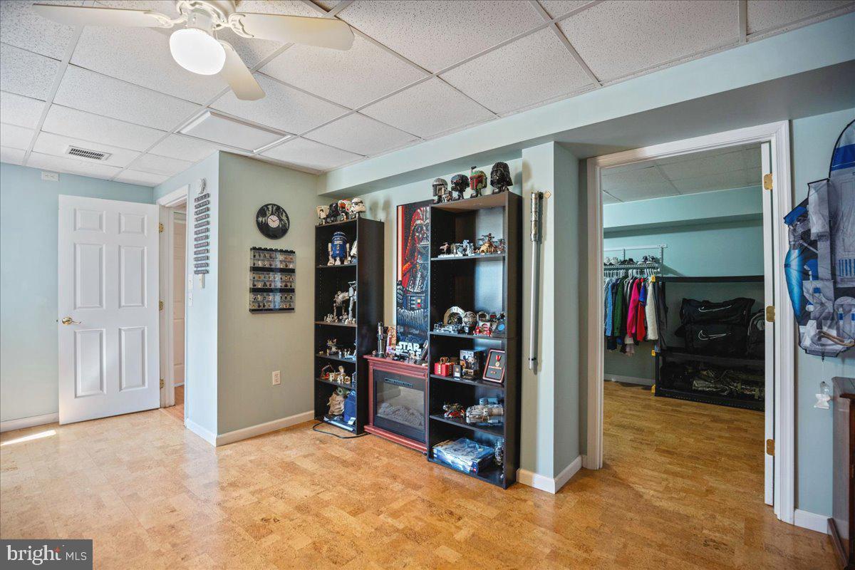 OLD BAYSIDE - Residential