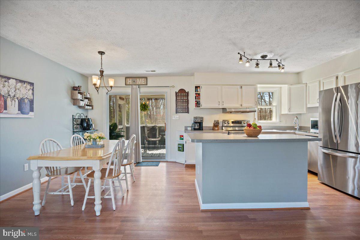 OLD BAYSIDE - Residential