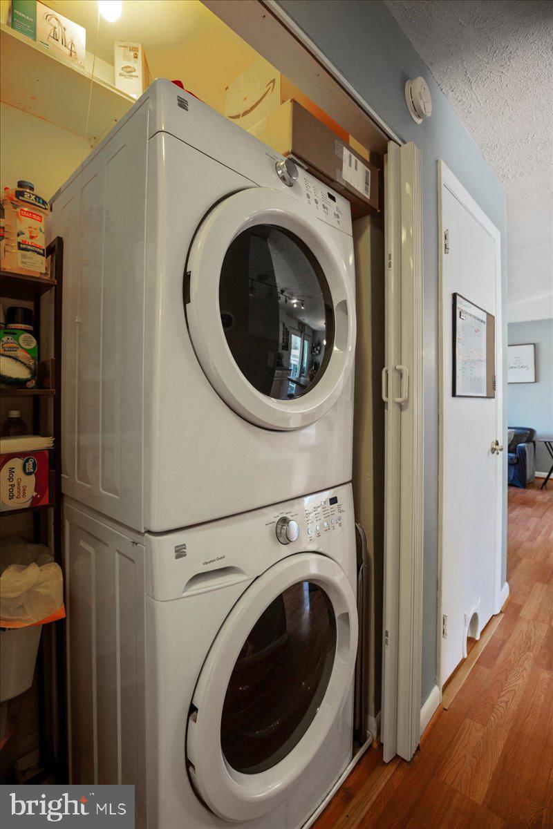 OLD BAYSIDE - Residential