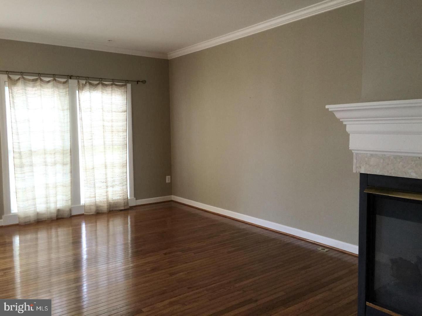 VILLAGES OF URBANA - Residential Lease