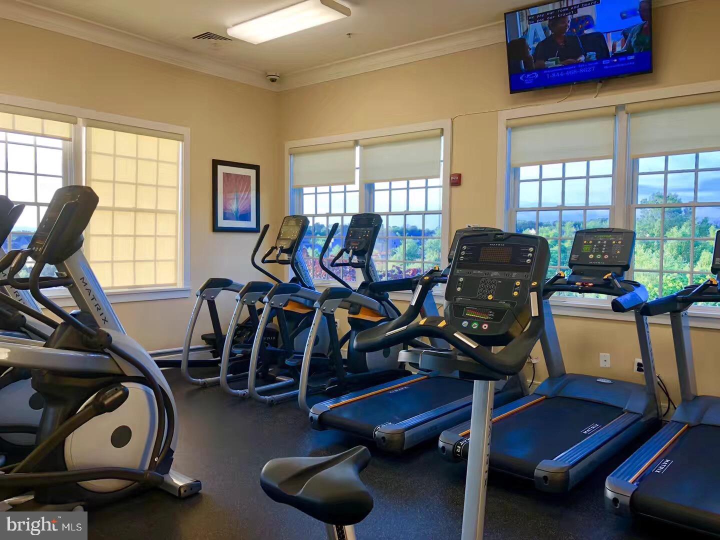 VILLAGES OF URBANA - Residential Lease