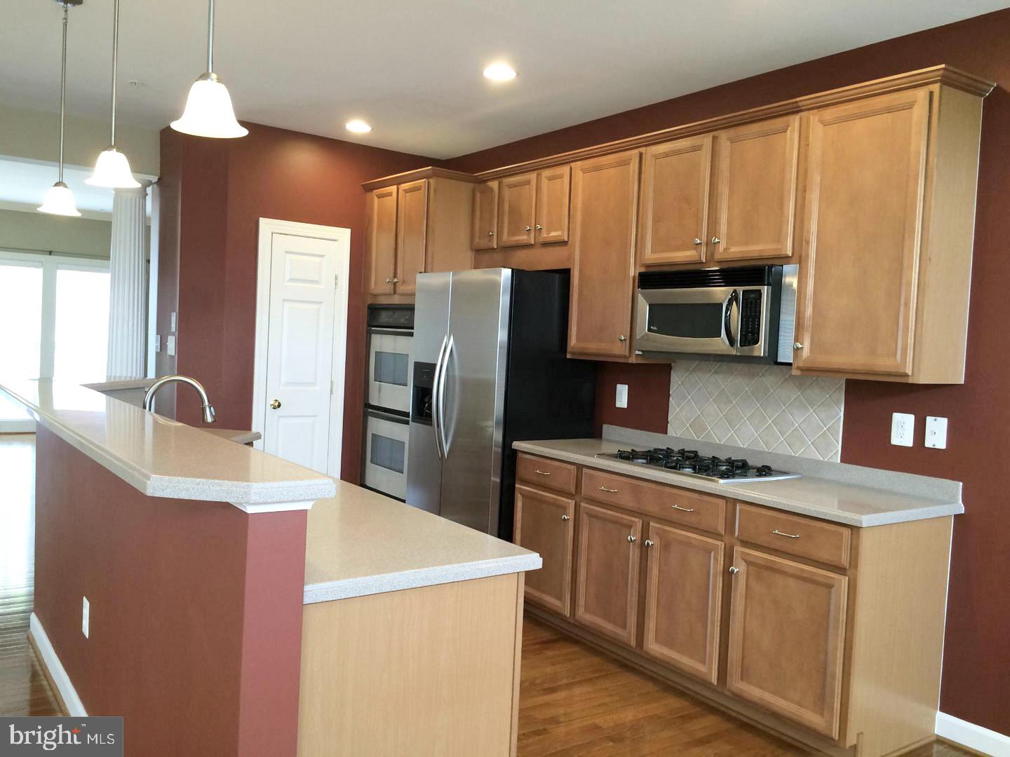 VILLAGES OF URBANA - Residential Lease