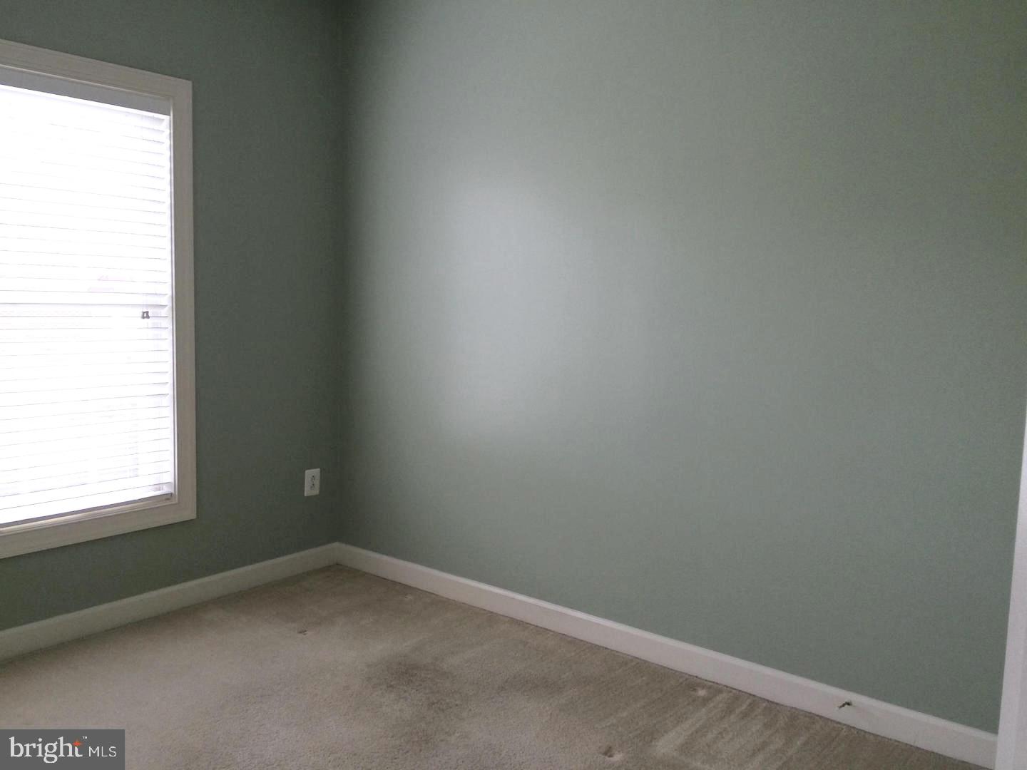 VILLAGES OF URBANA - Residential Lease