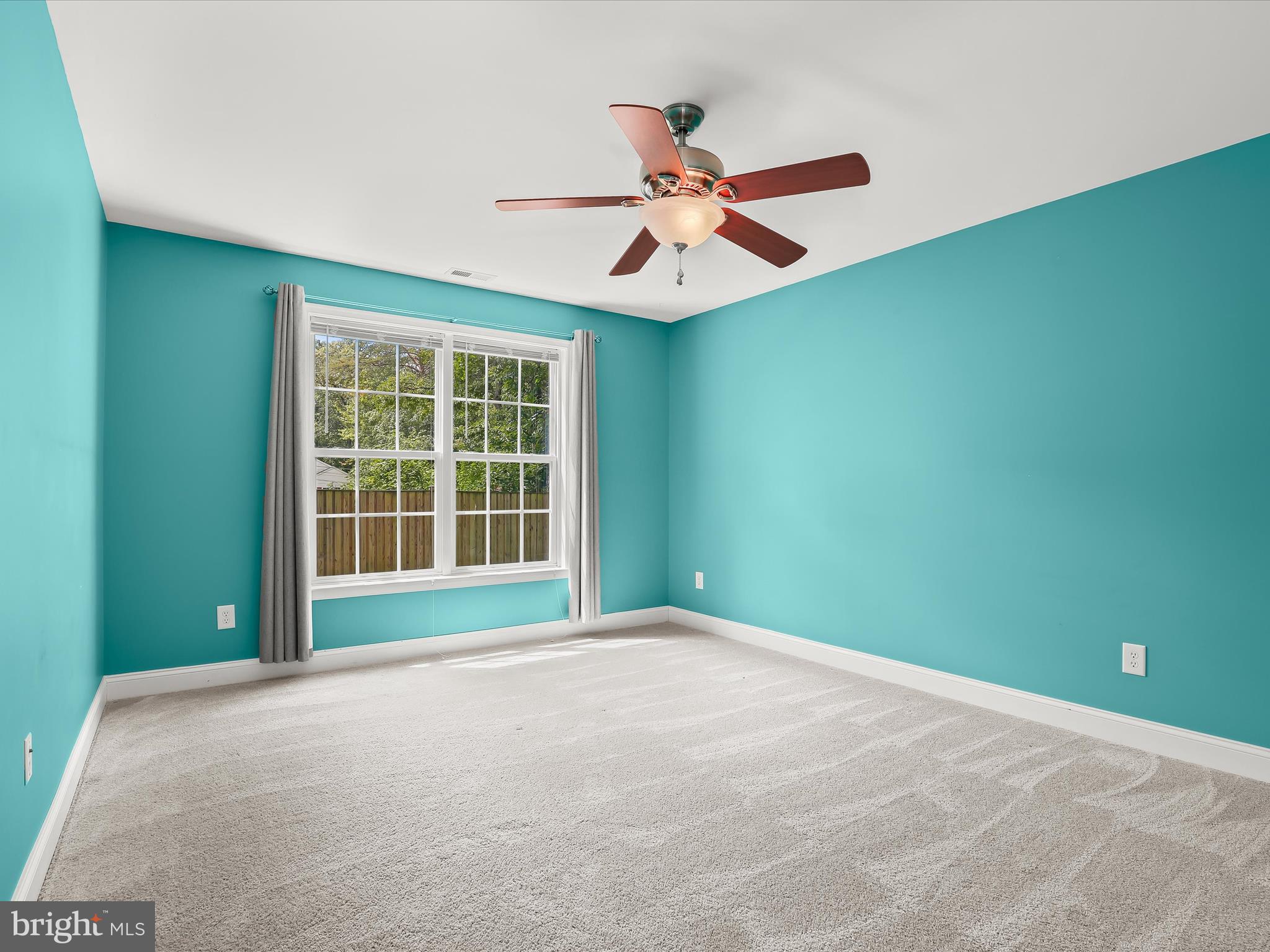 CARROLLTON MANOR - Residential Lease