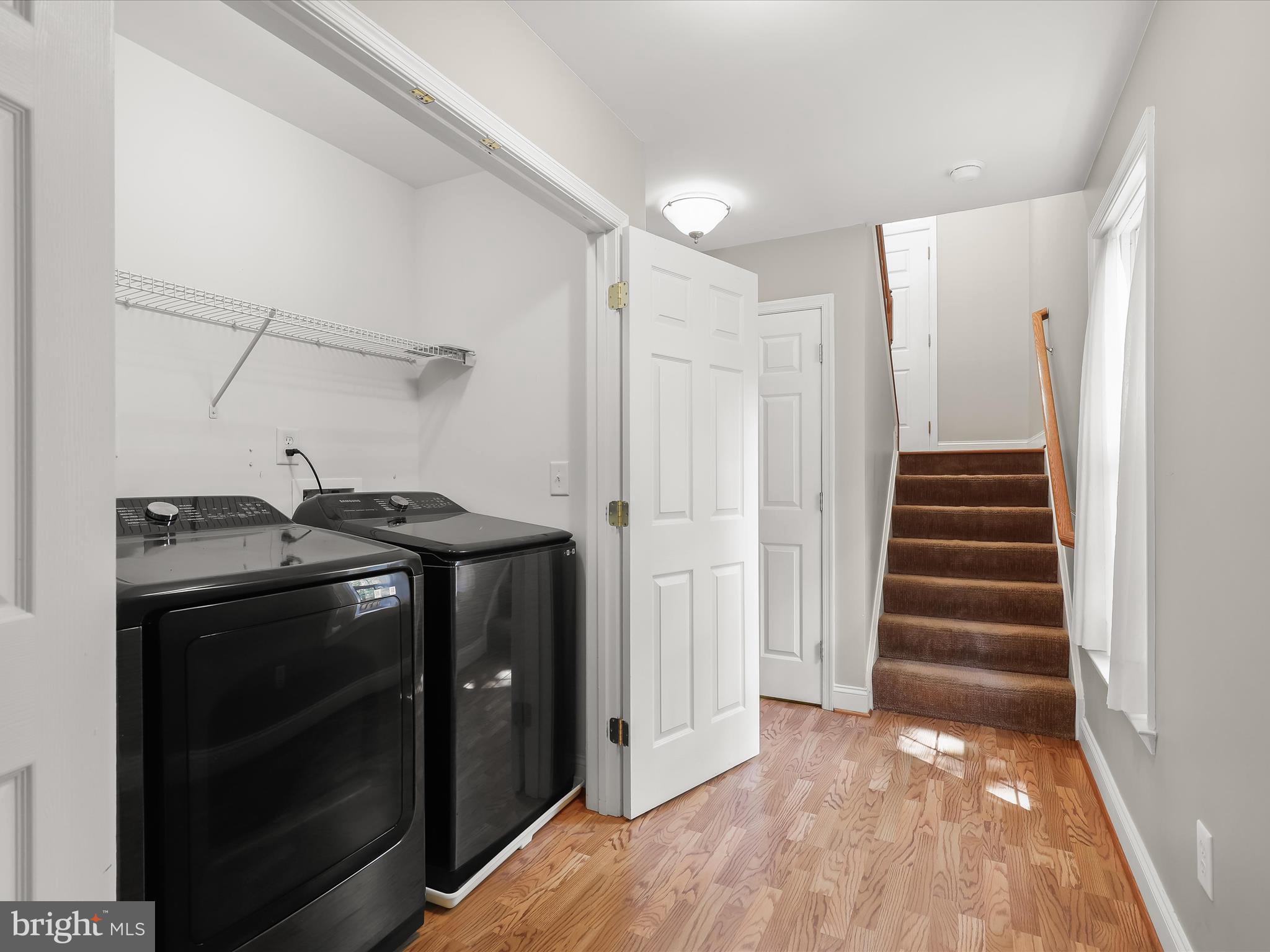 CARROLLTON MANOR - Residential Lease