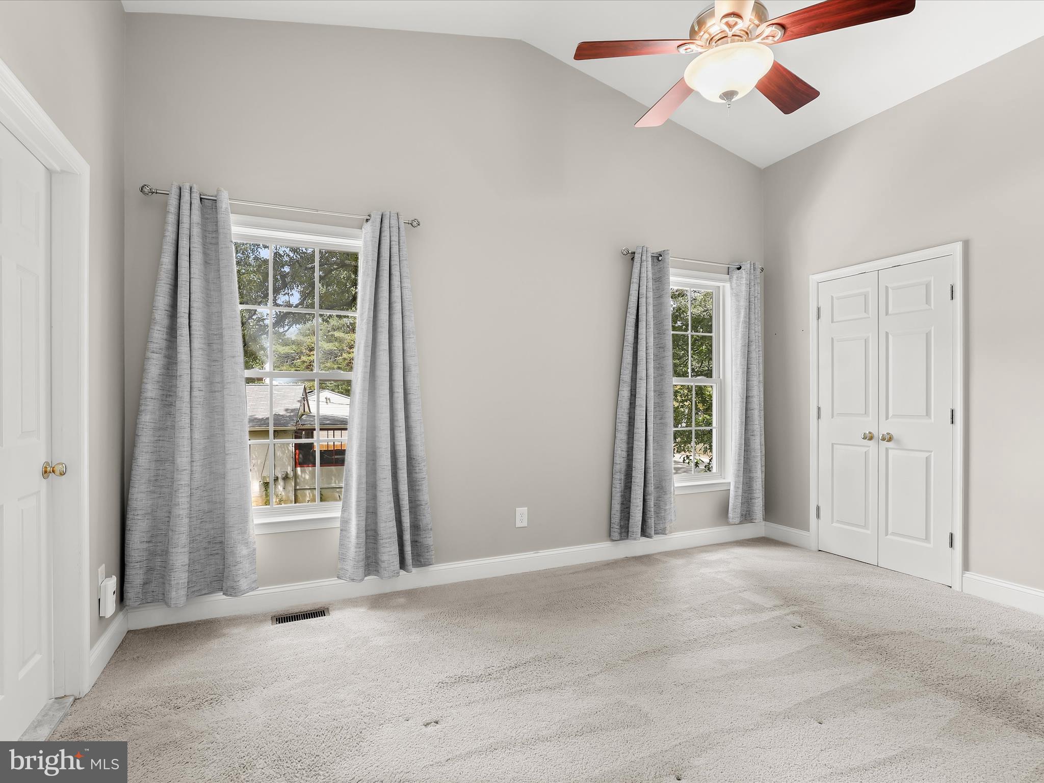 CARROLLTON MANOR - Residential Lease