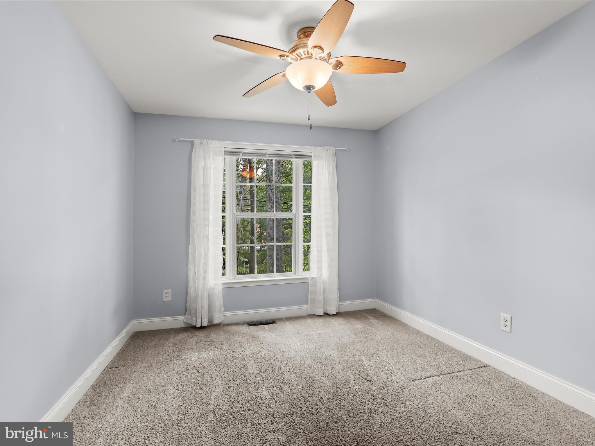 CARROLLTON MANOR - Residential Lease