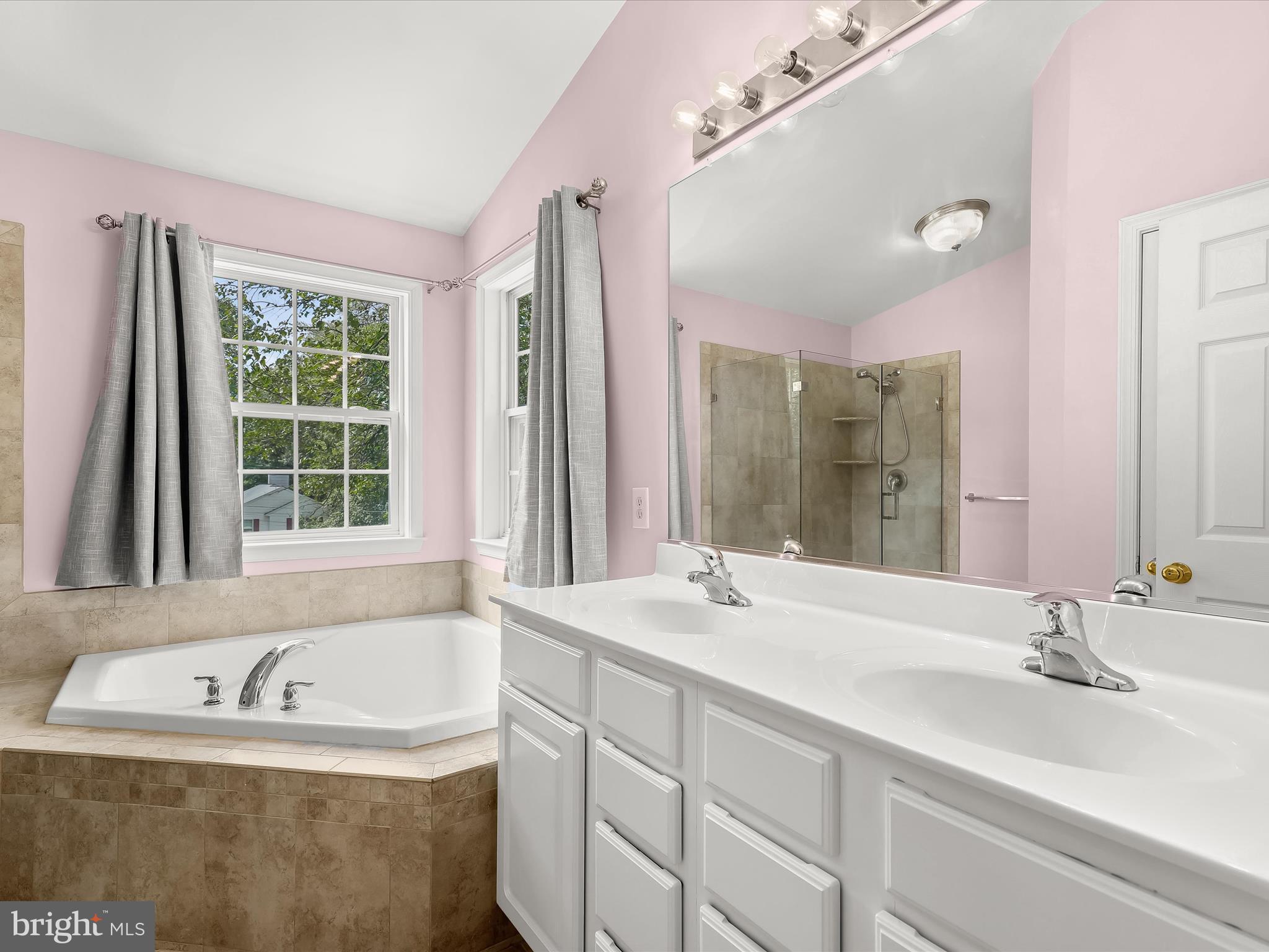 CARROLLTON MANOR - Residential Lease