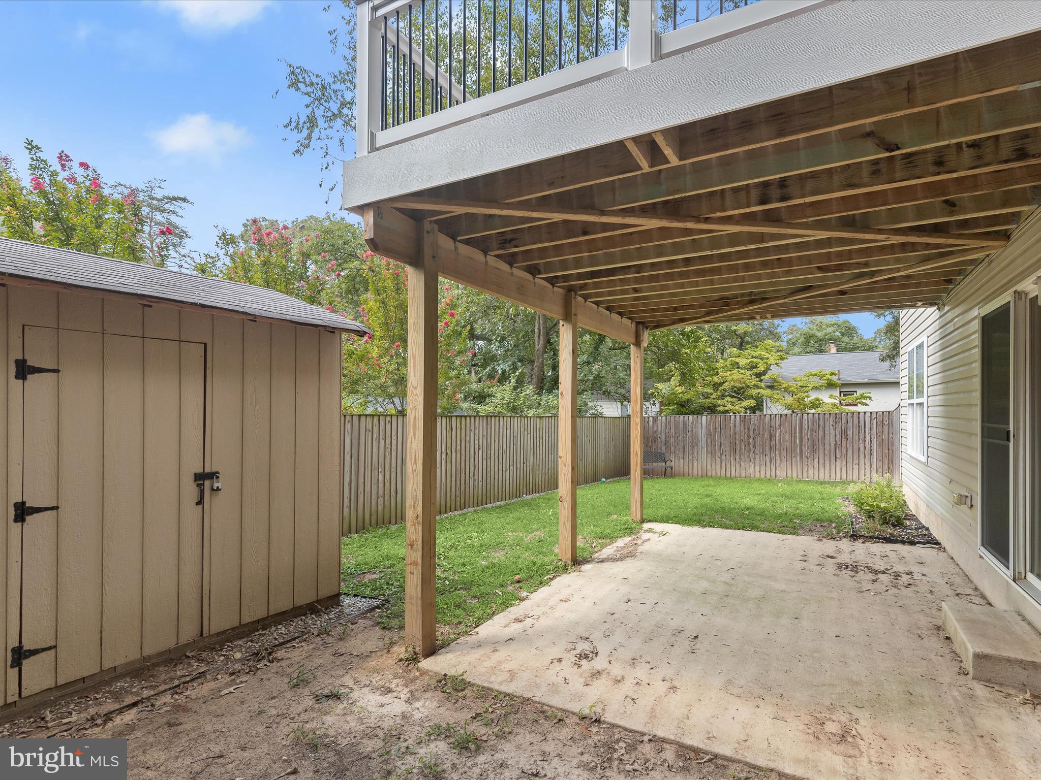 CARROLLTON MANOR - Residential Lease