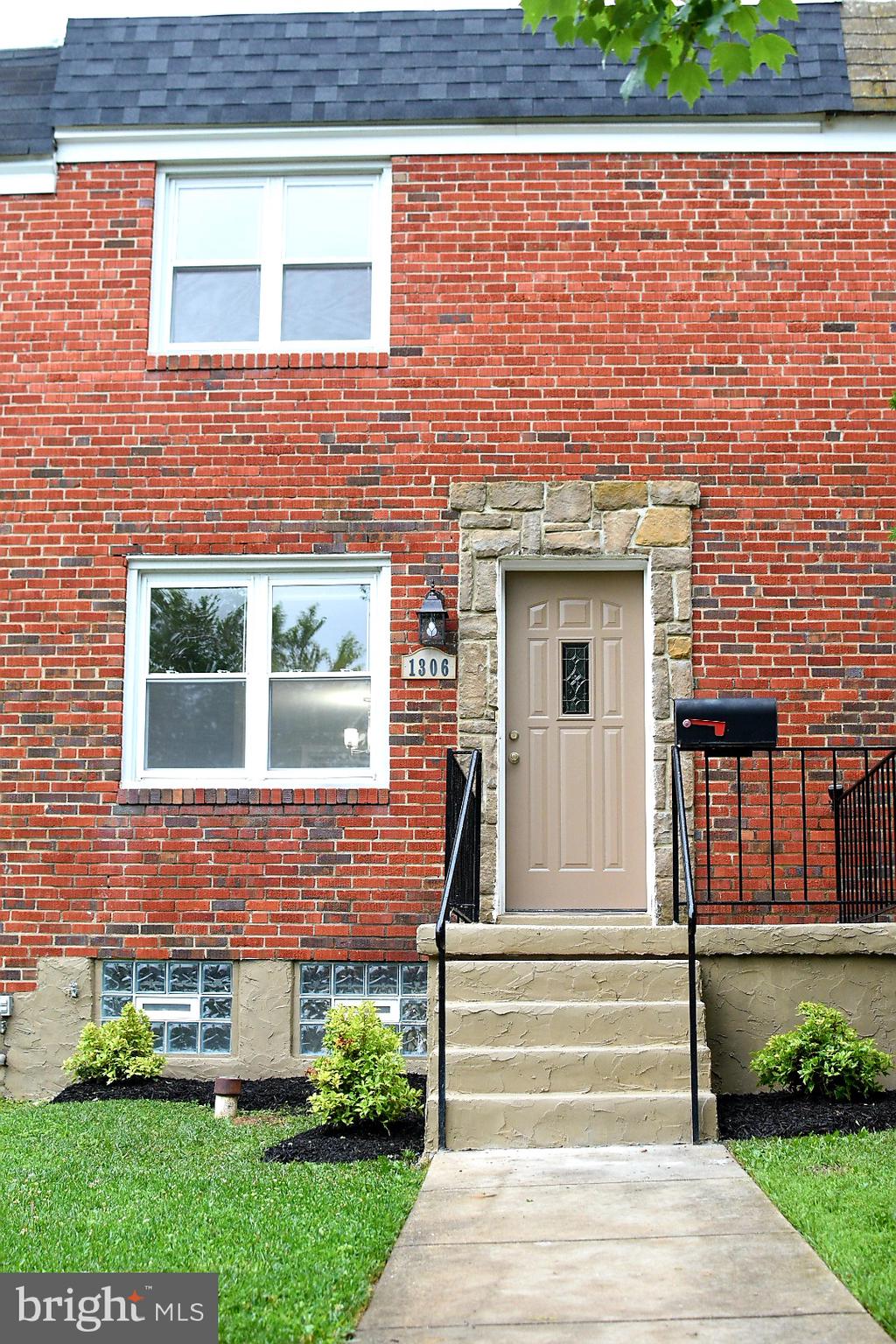 PARKVILLE - Residential