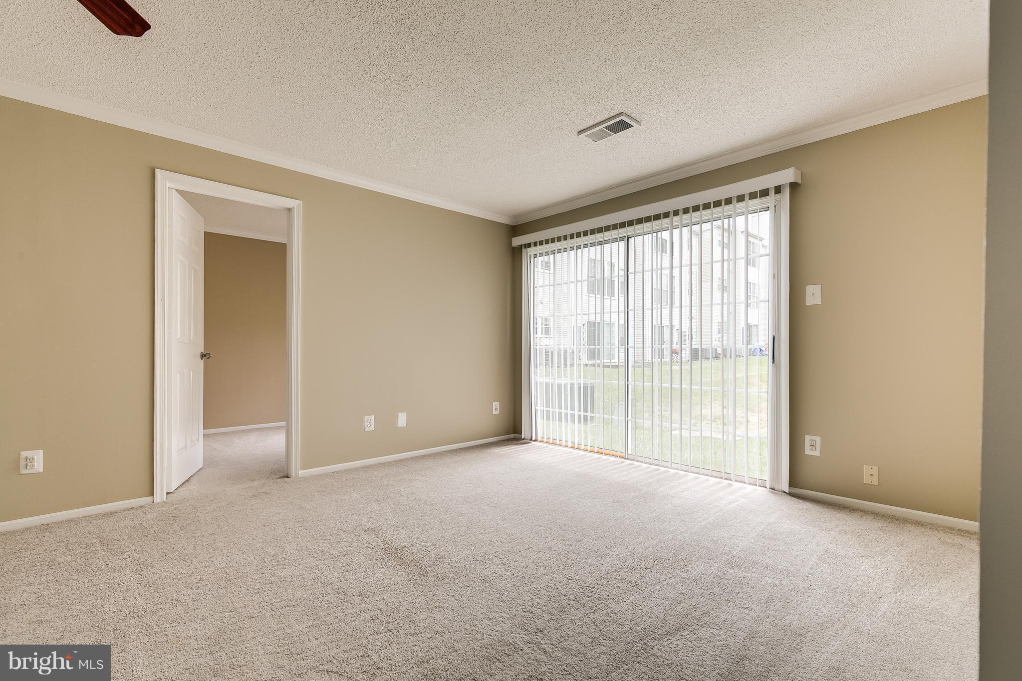 FOX CHASE/EXETER - Residential Lease