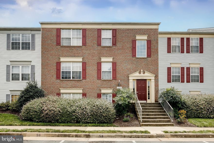 You'll feel right at home in this comfortable, updated first floor condo. Two beds and one bath with carpet in living area and bedrooms and tile in kitchen and bath. Kitchen is light and bright with granite counters, refrigerator and microwave. Community amenities include swimming pool, playground, walking/jogging paths and more. Close to Route 7, Leesburg Bypass, shopping, dining, entertainment.