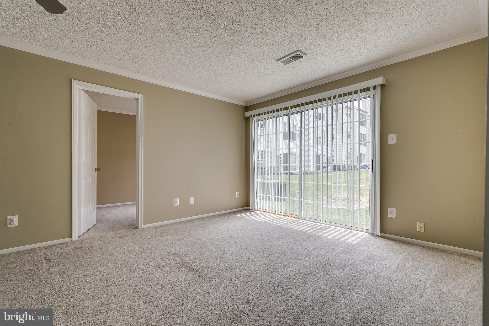 FOX CHASE/EXETER - Residential Lease