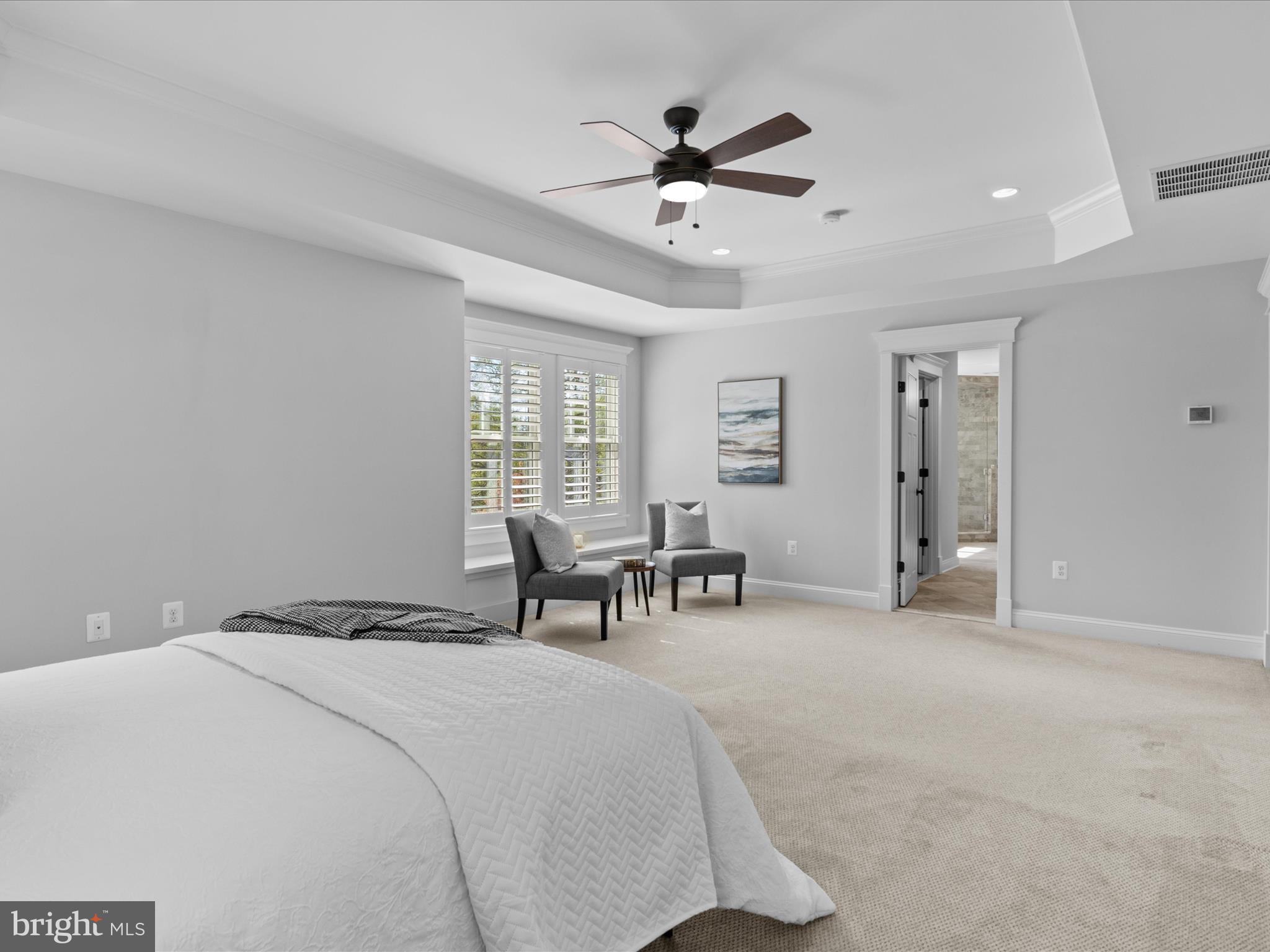 VIENNA WOODS - Residential