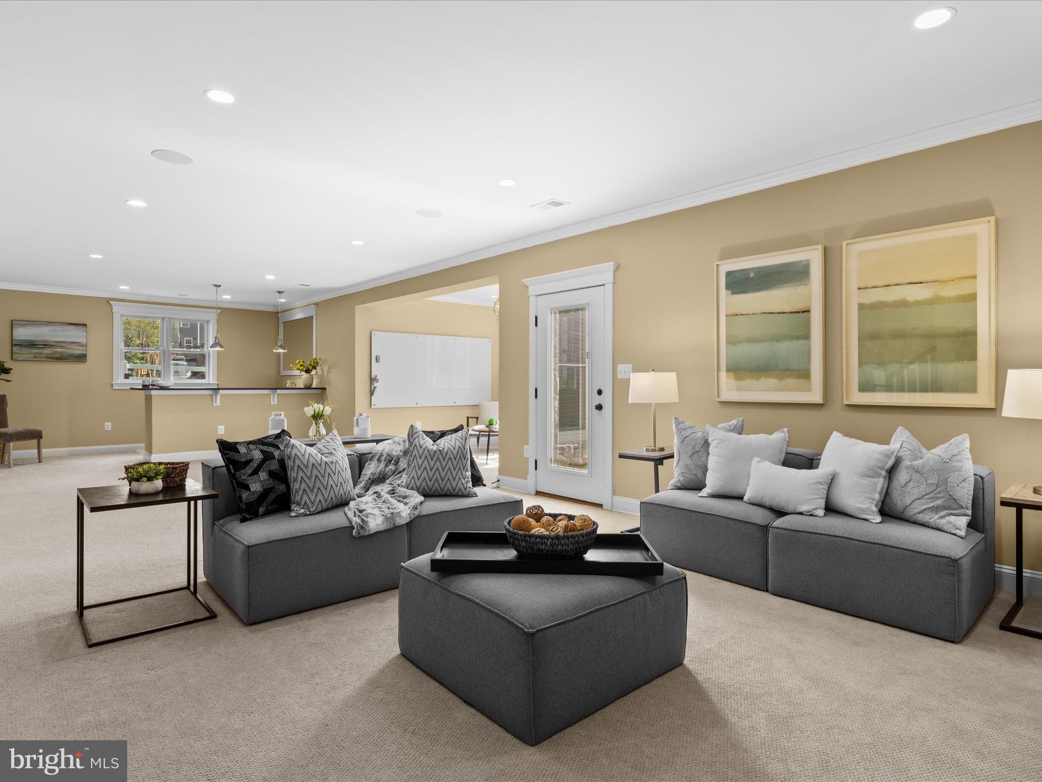 VIENNA WOODS - Residential