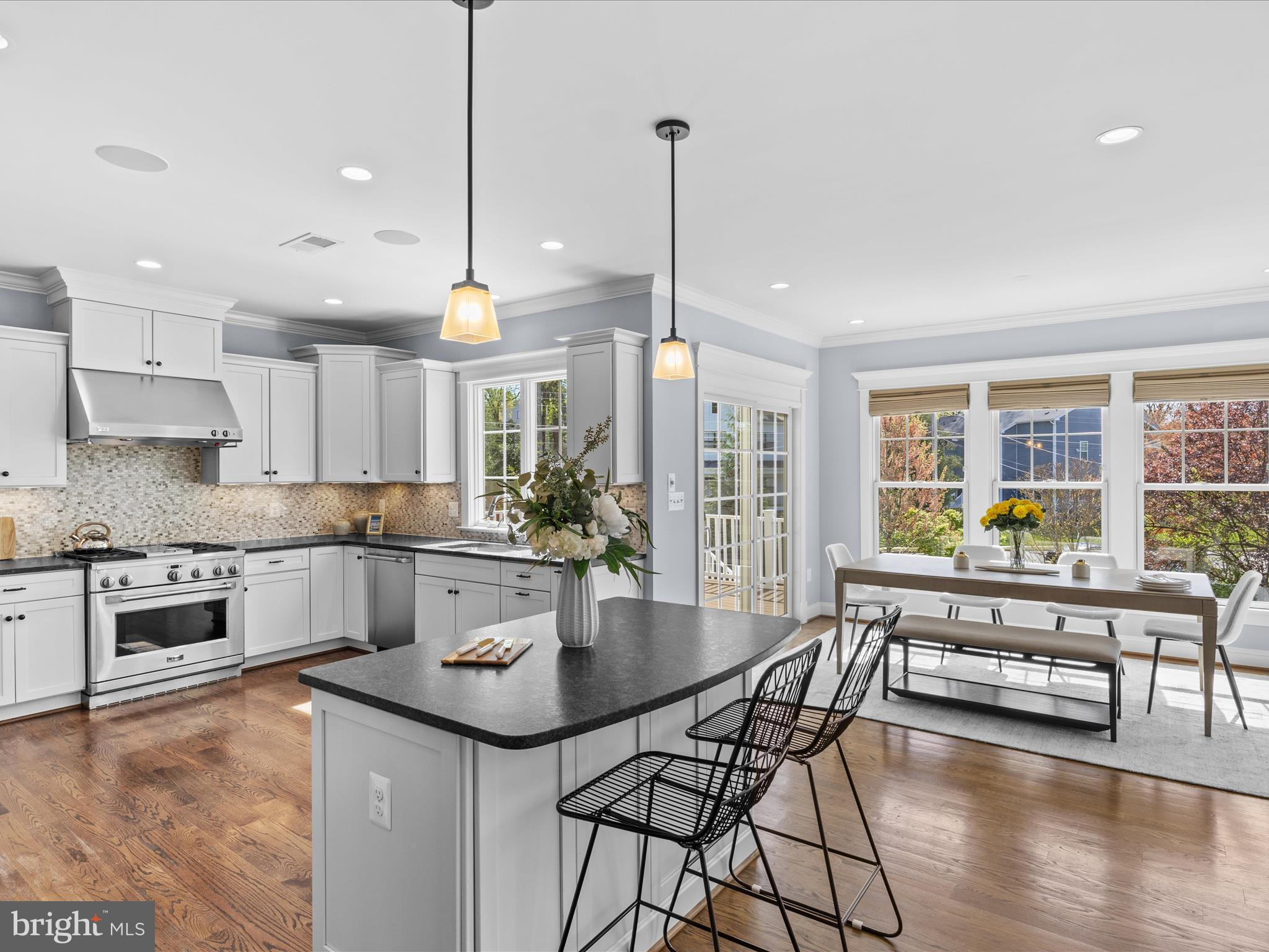 VIENNA WOODS - Residential