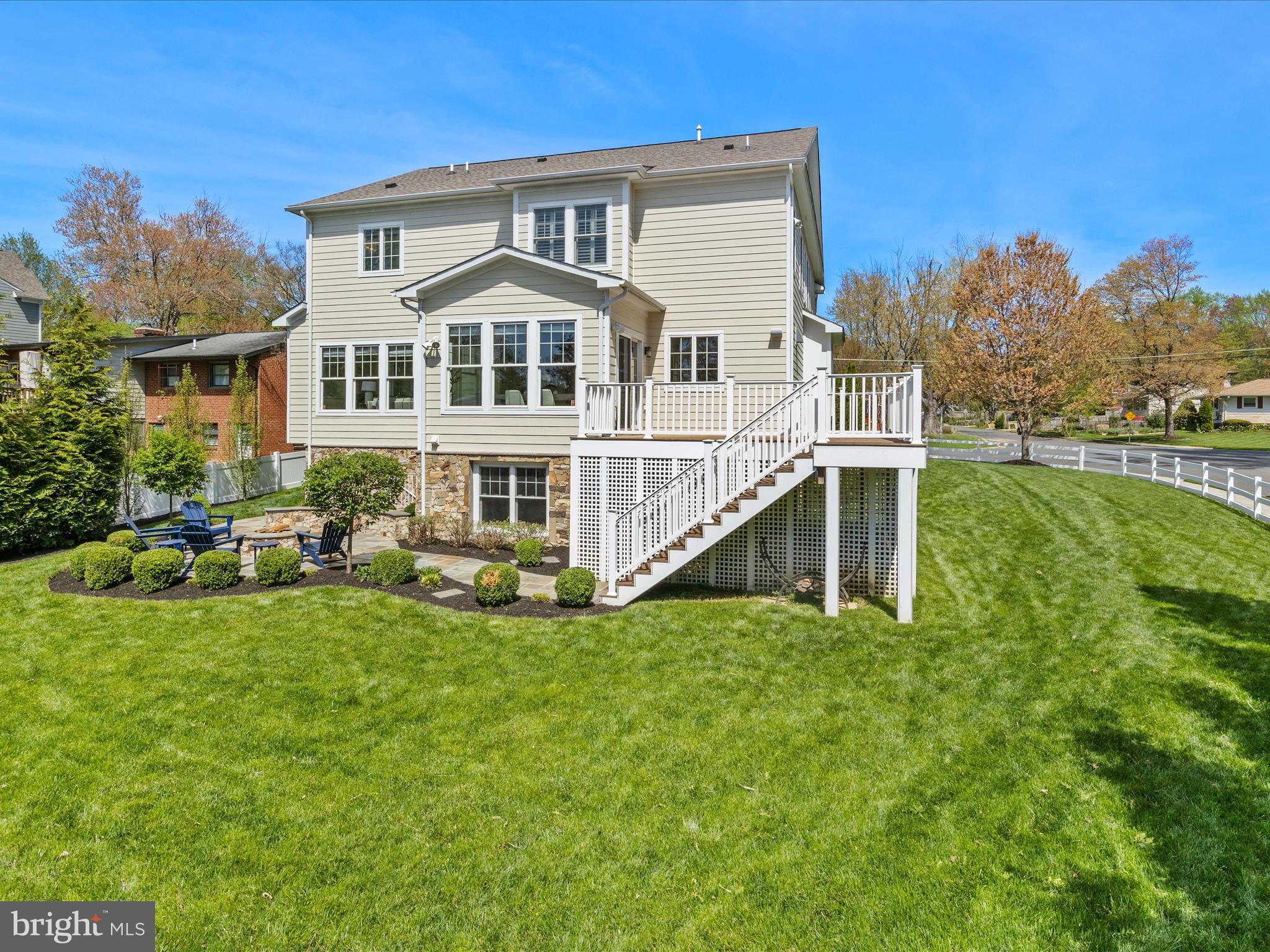 VIENNA WOODS - Residential