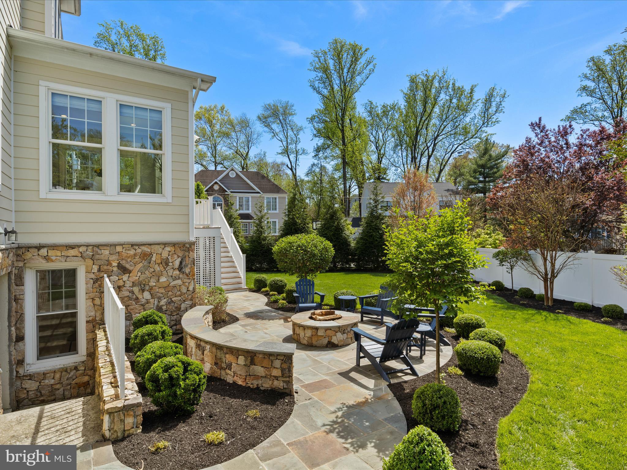 VIENNA WOODS - Residential