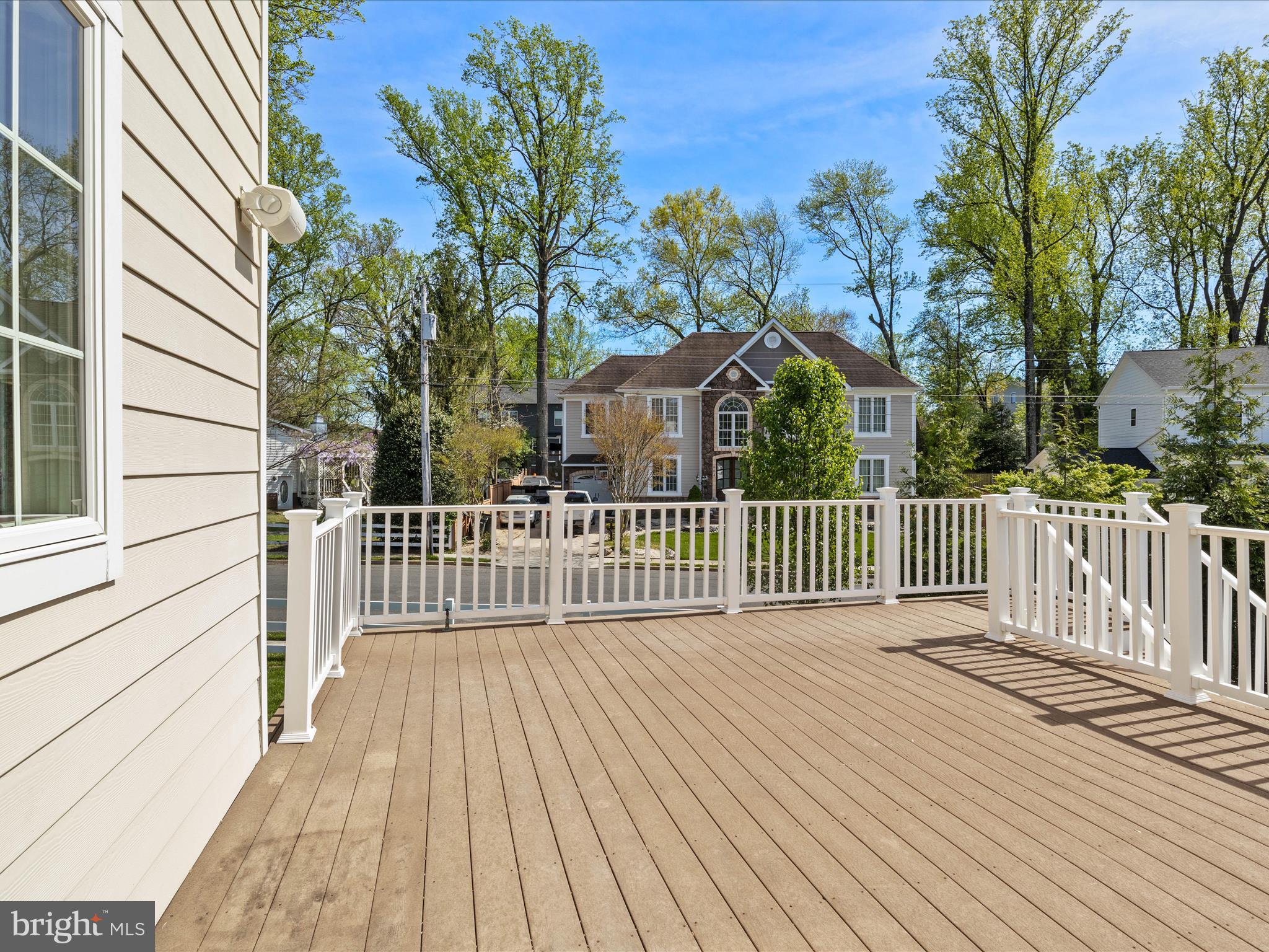 VIENNA WOODS - Residential