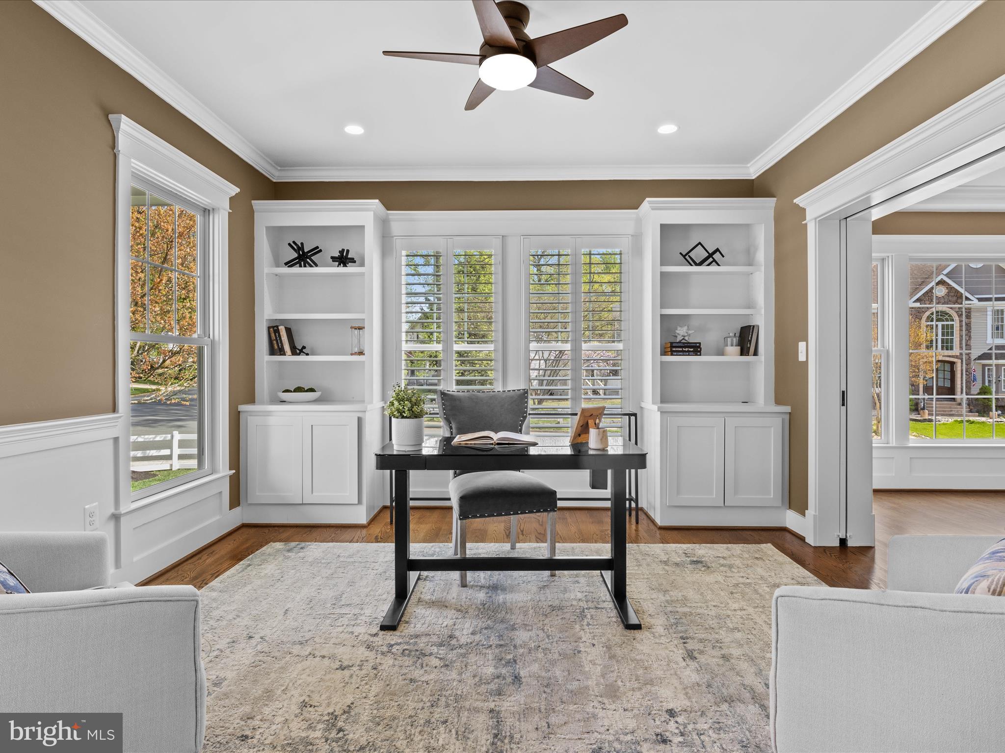 VIENNA WOODS - Residential