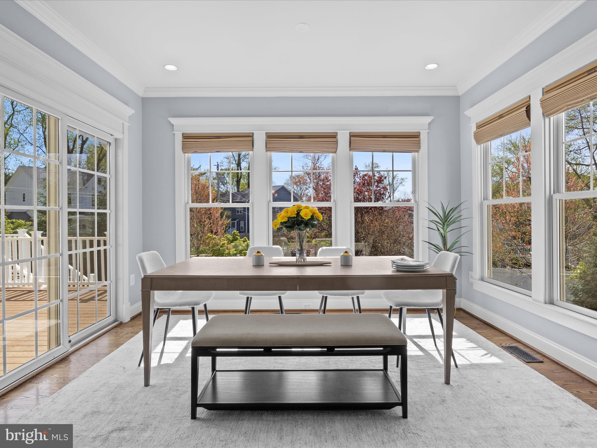 VIENNA WOODS - Residential