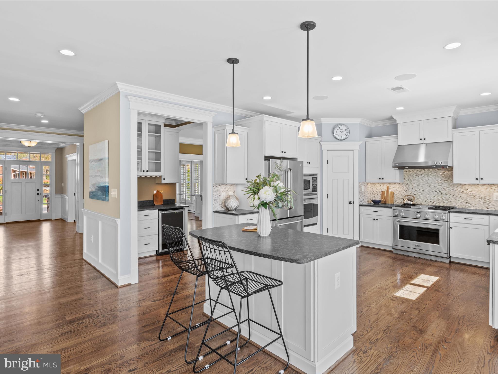 VIENNA WOODS - Residential