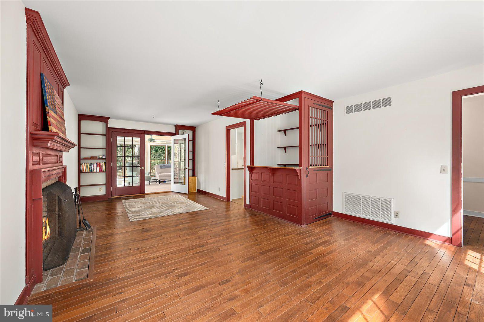 MILLVILLE ACRES - Residential