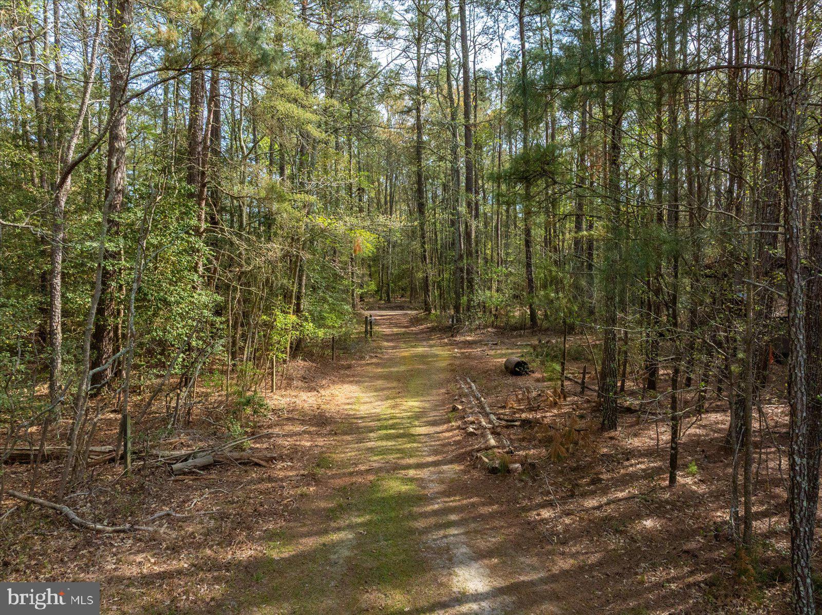 MILLVILLE ACRES - Residential