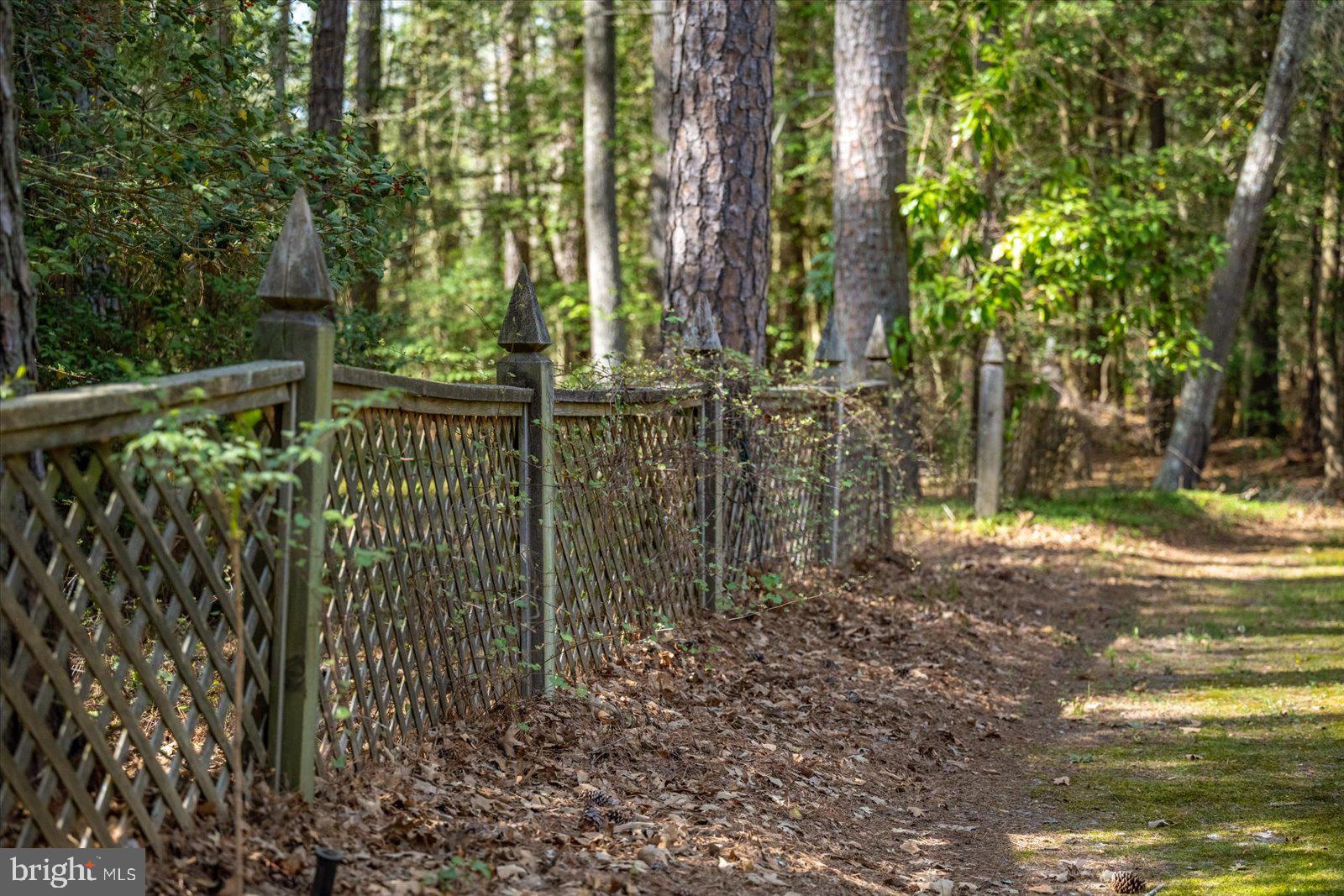 MILLVILLE ACRES - Residential